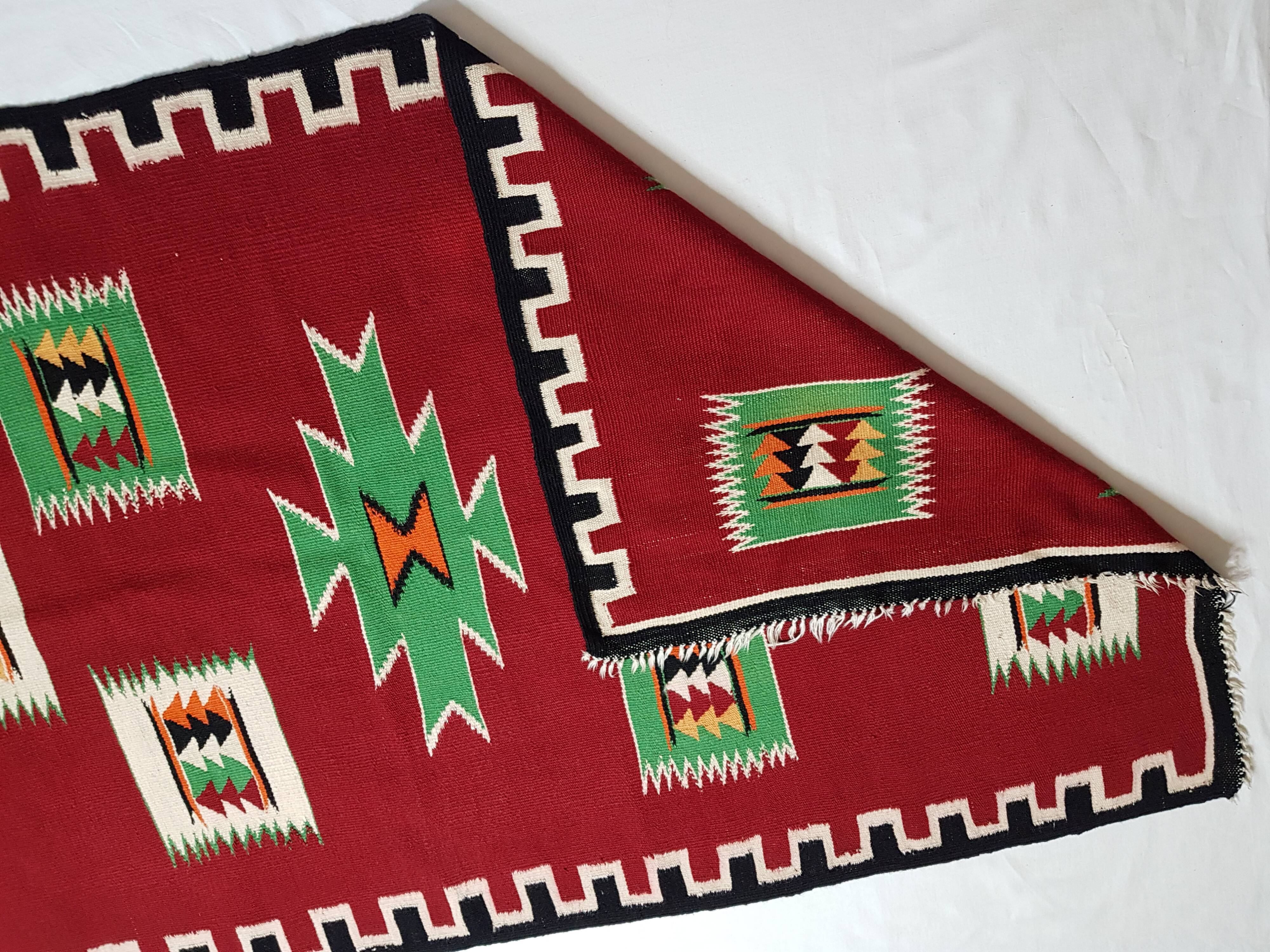 175x100 hand-woven red wool Kilim carpet