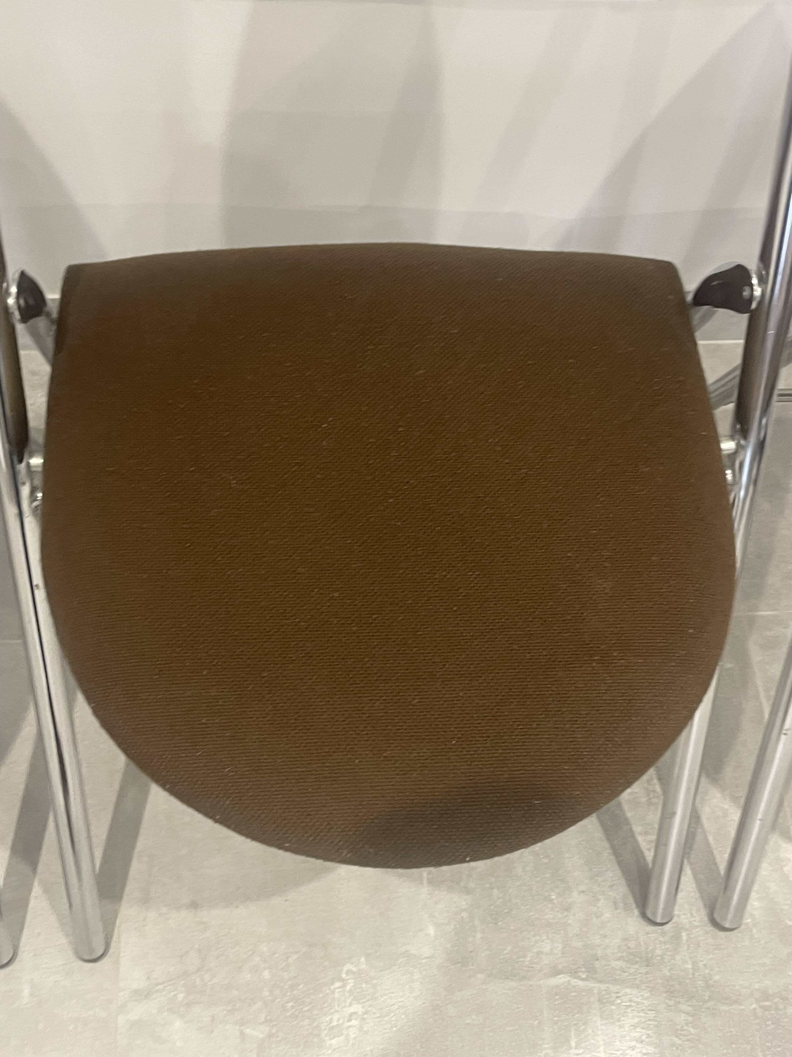 Set of 4 folding chairs in Trigano Hestia fabric