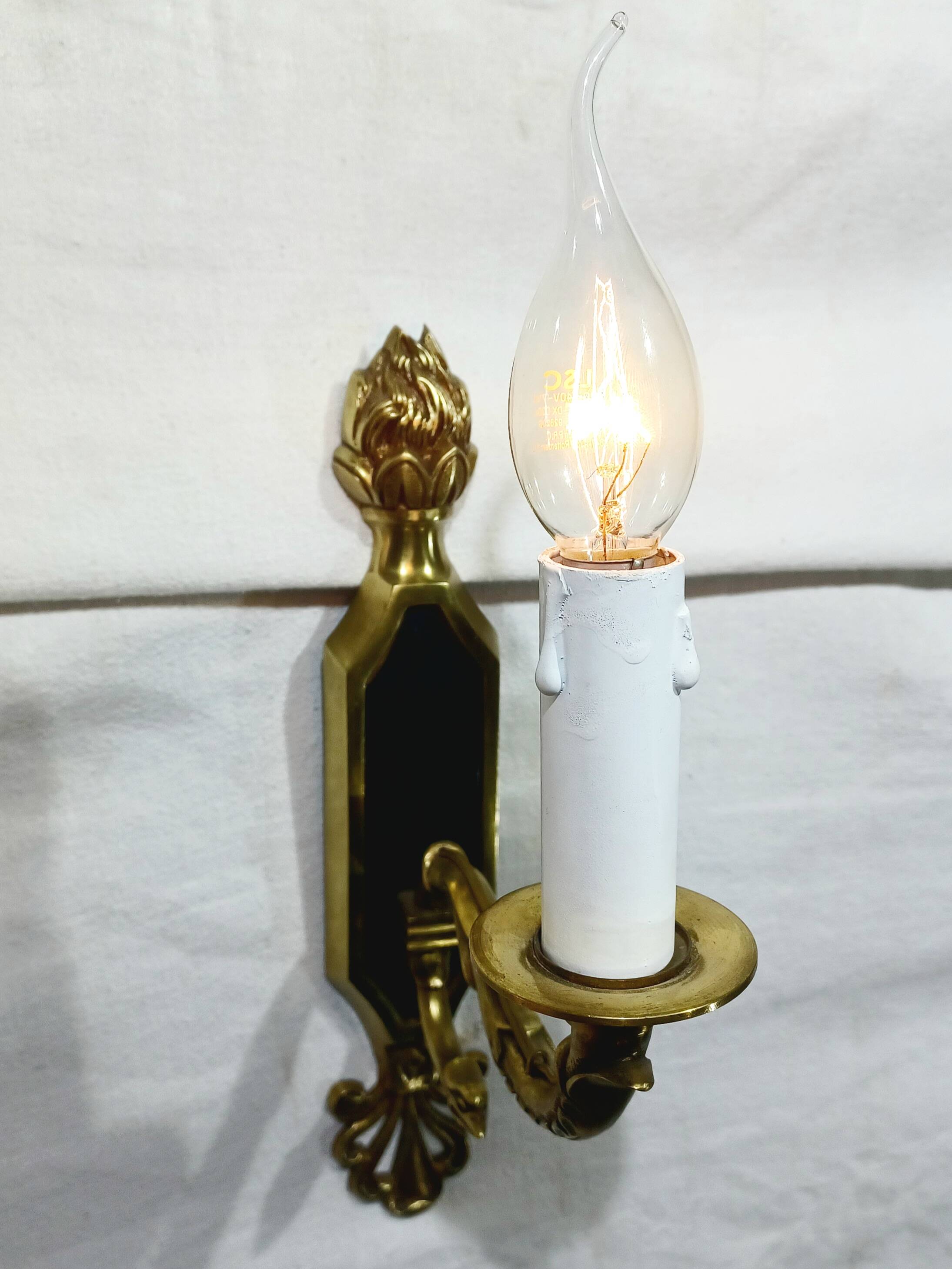 1-light empire style wall light