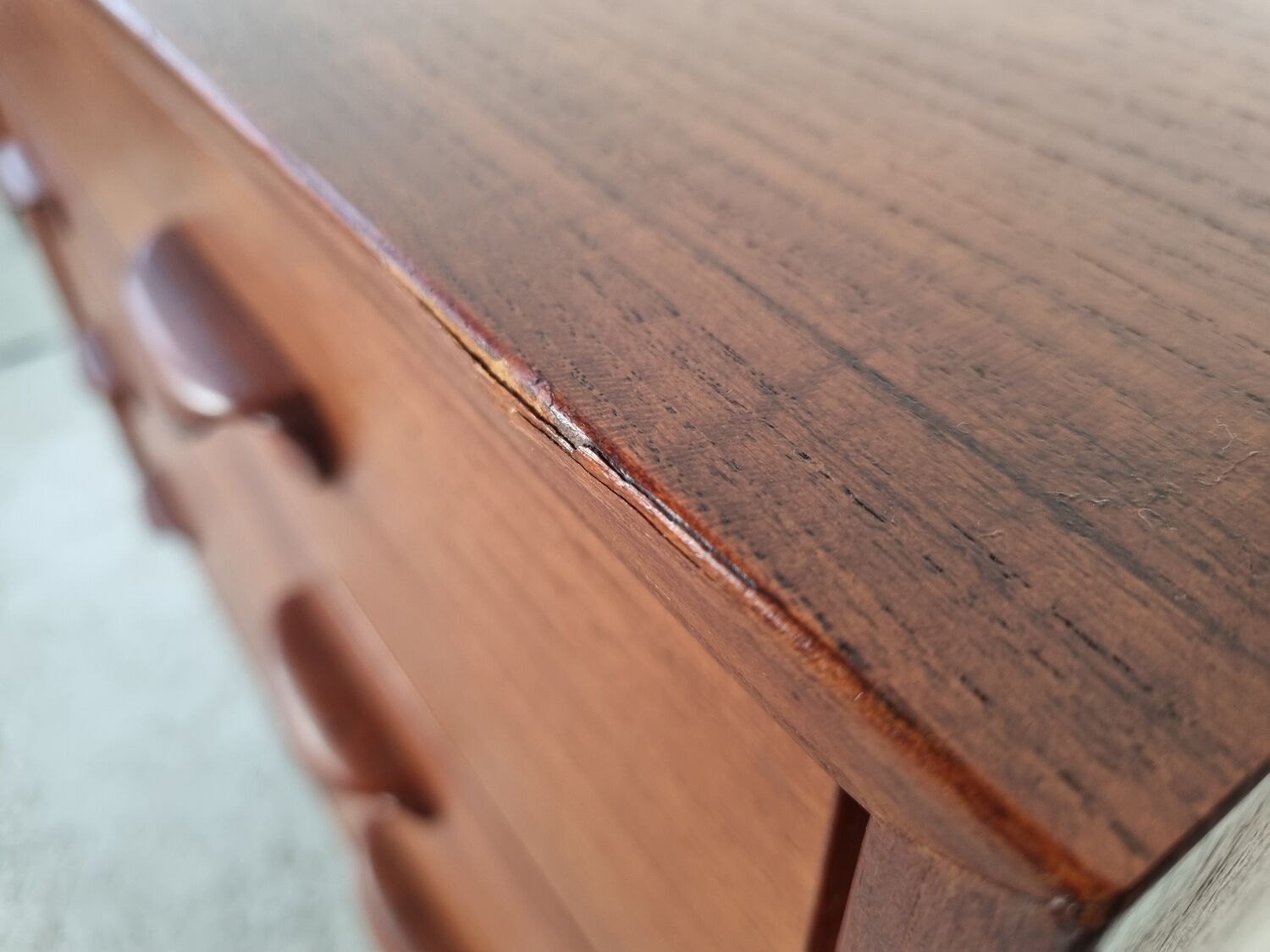 Commode danoise en teck années 60