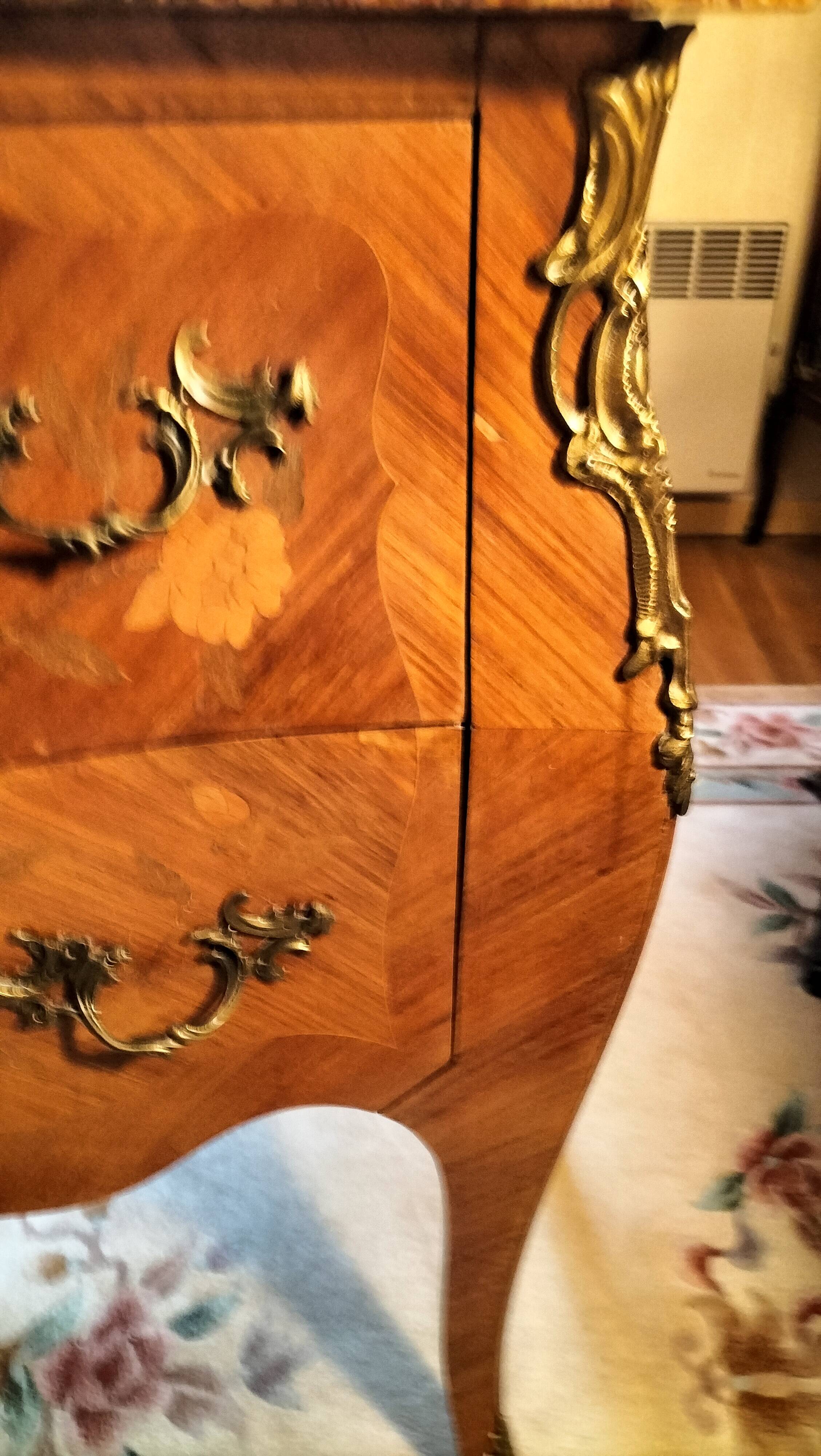 LOUIS XV style chest of drawers