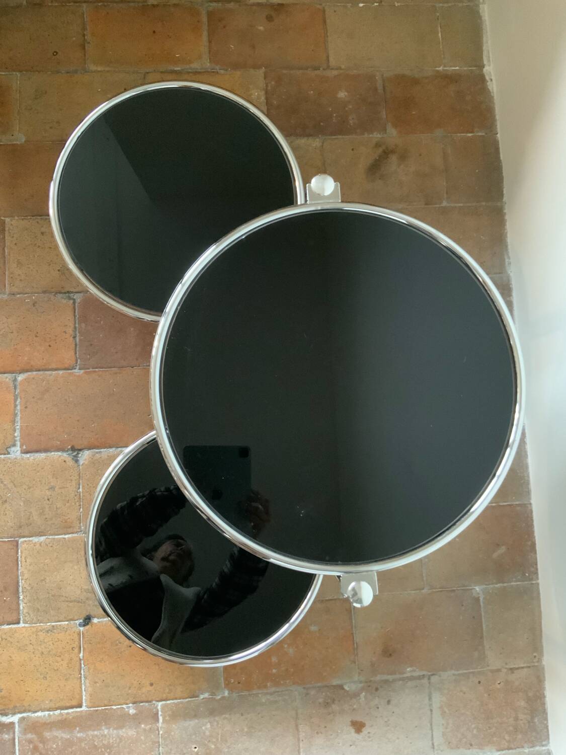 70' round coffee table