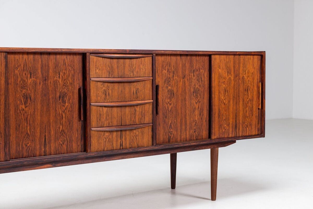 Scandinavian symmetric sideboard in rosewood Denmark 1960