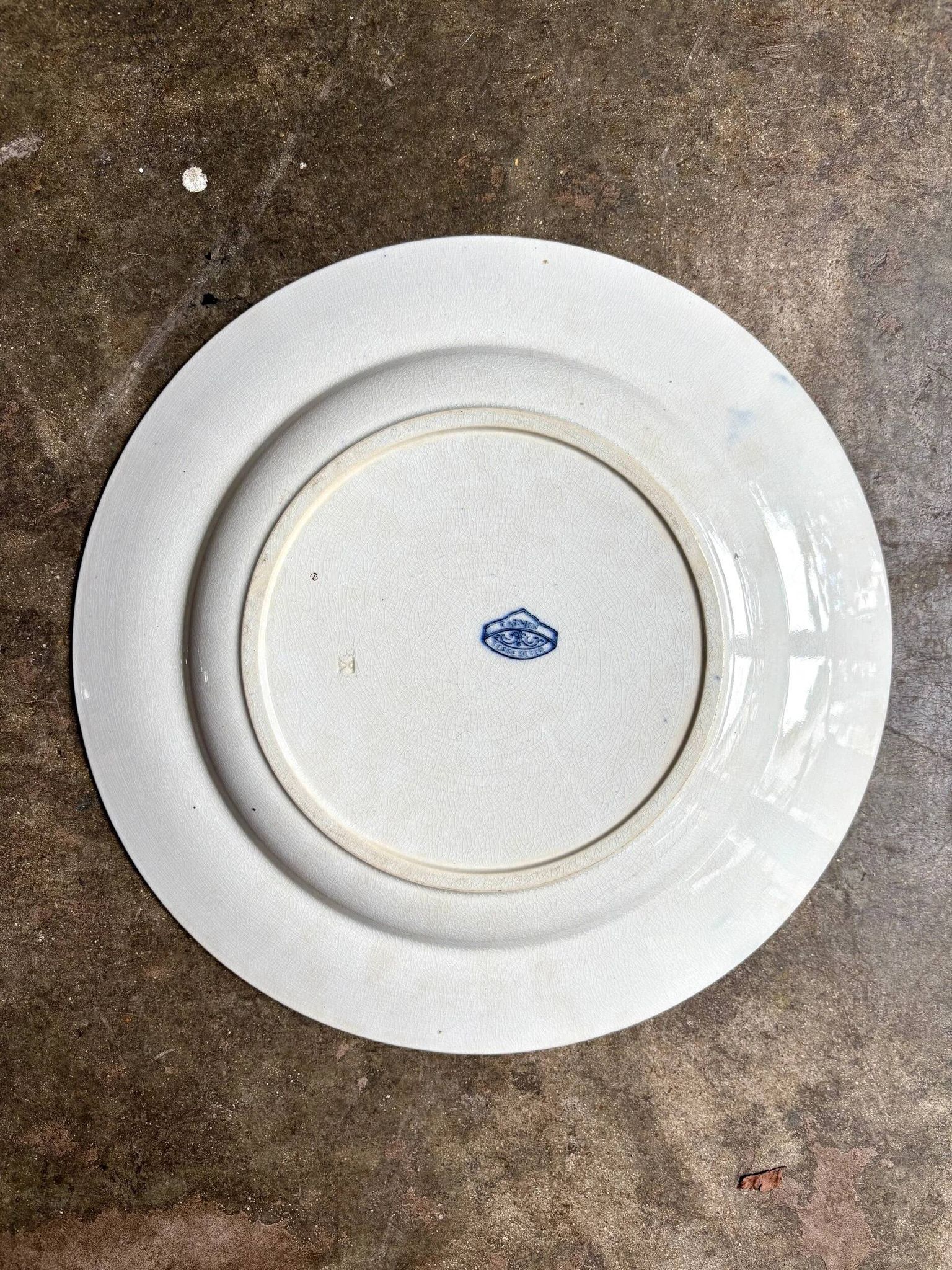 Sarreguemines round dish in blue ironstone, "Carmen" service