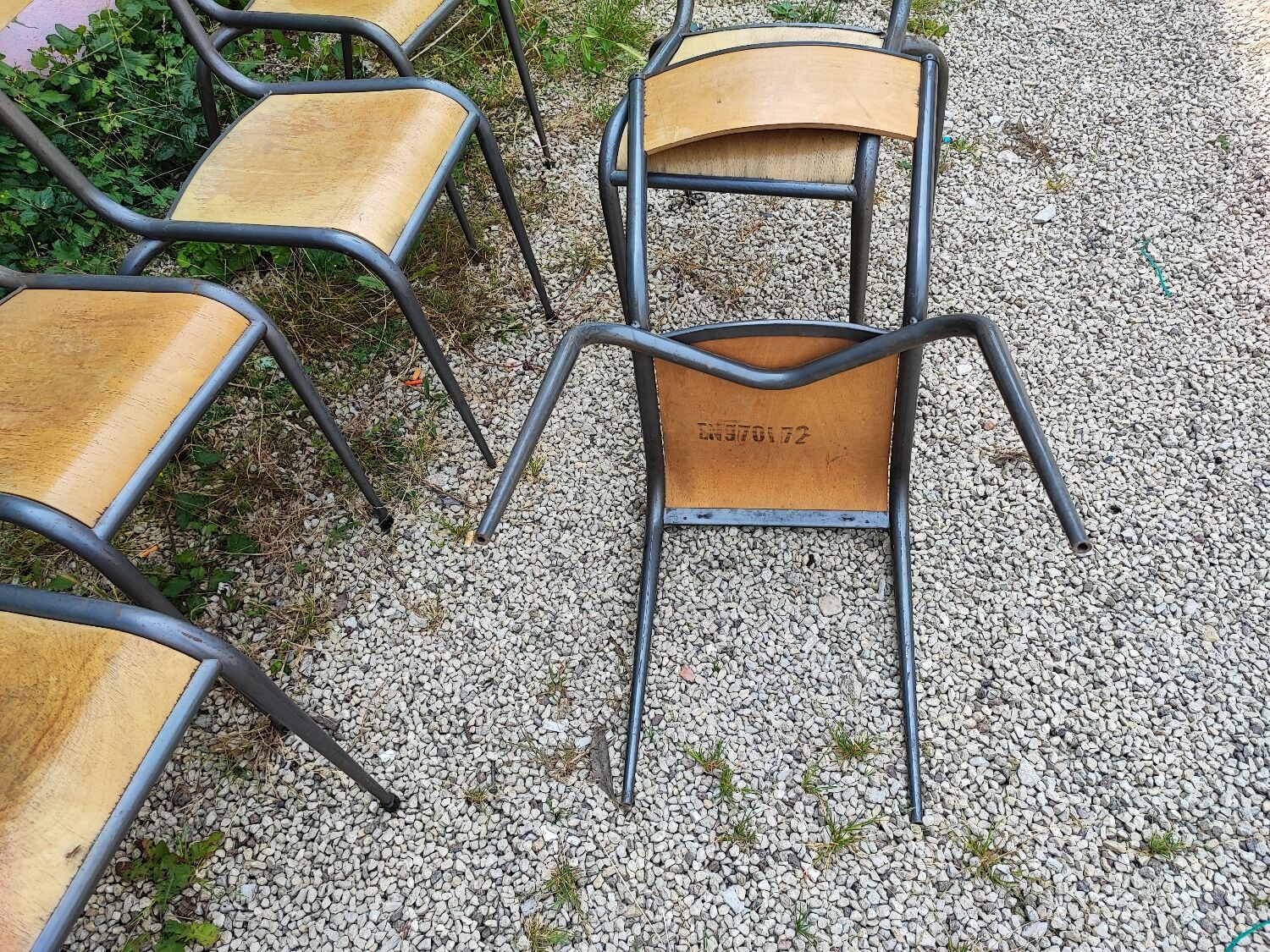 Six Mullca 510 school chairs with tapered legs