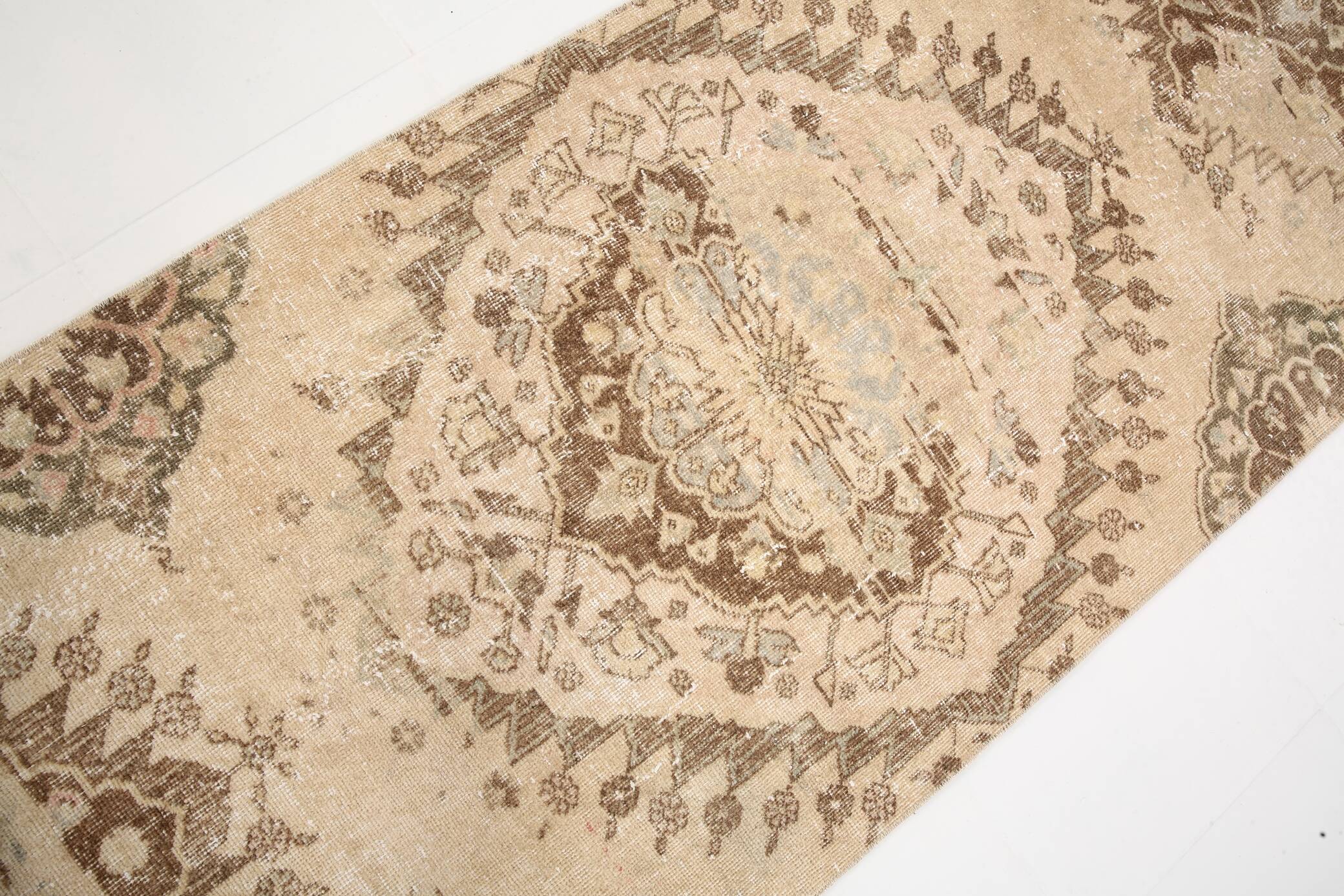 3x12 Brown & Beige Classic Persian Runner Rug, 90x379Cm