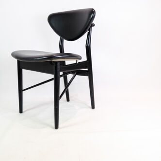 Chaise, Finn Juhl, Chêne peint en noir, Maison Finn Juhl, modèle 108