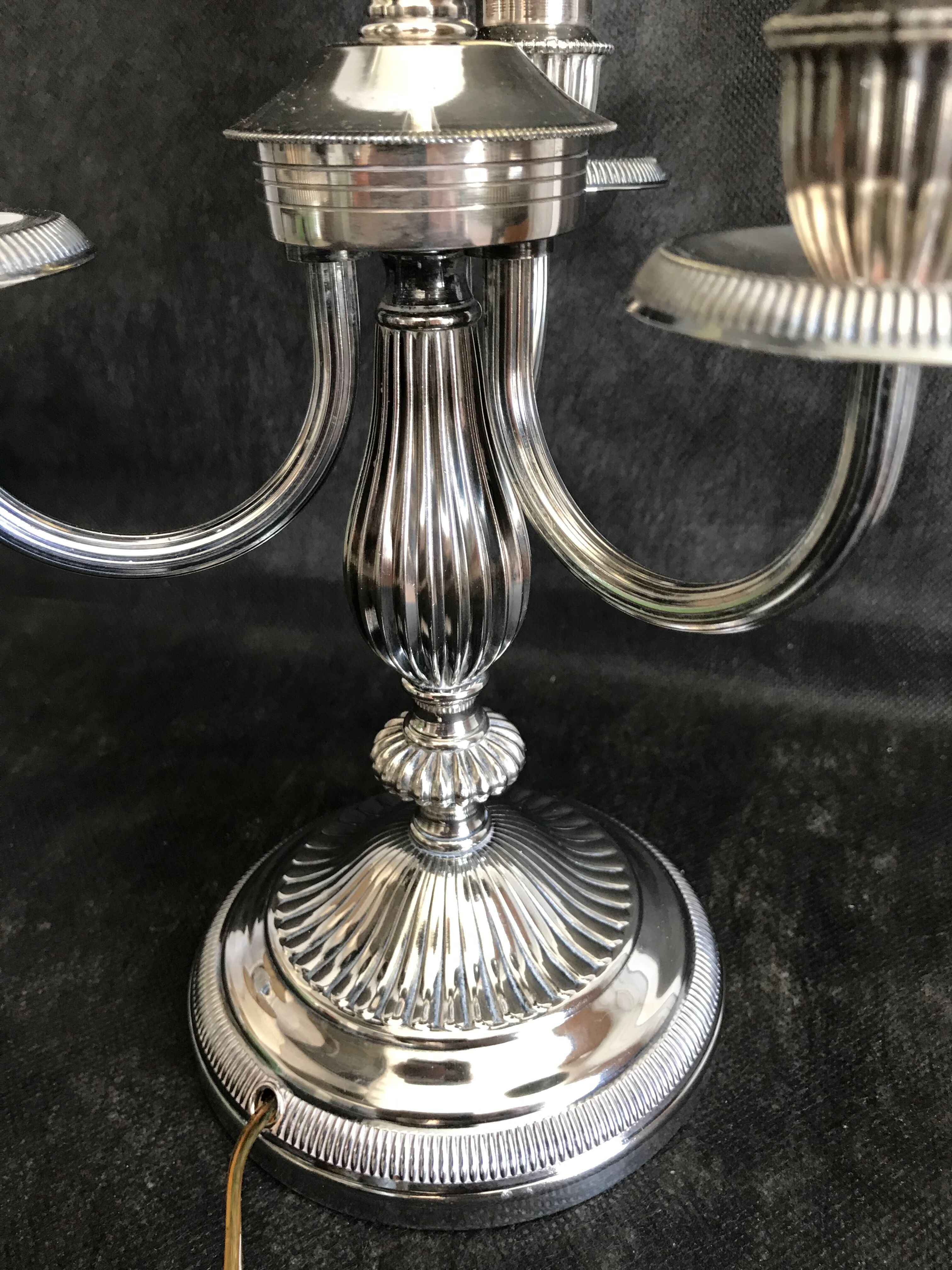 Lampe de bureau candélabre à 3 lumières