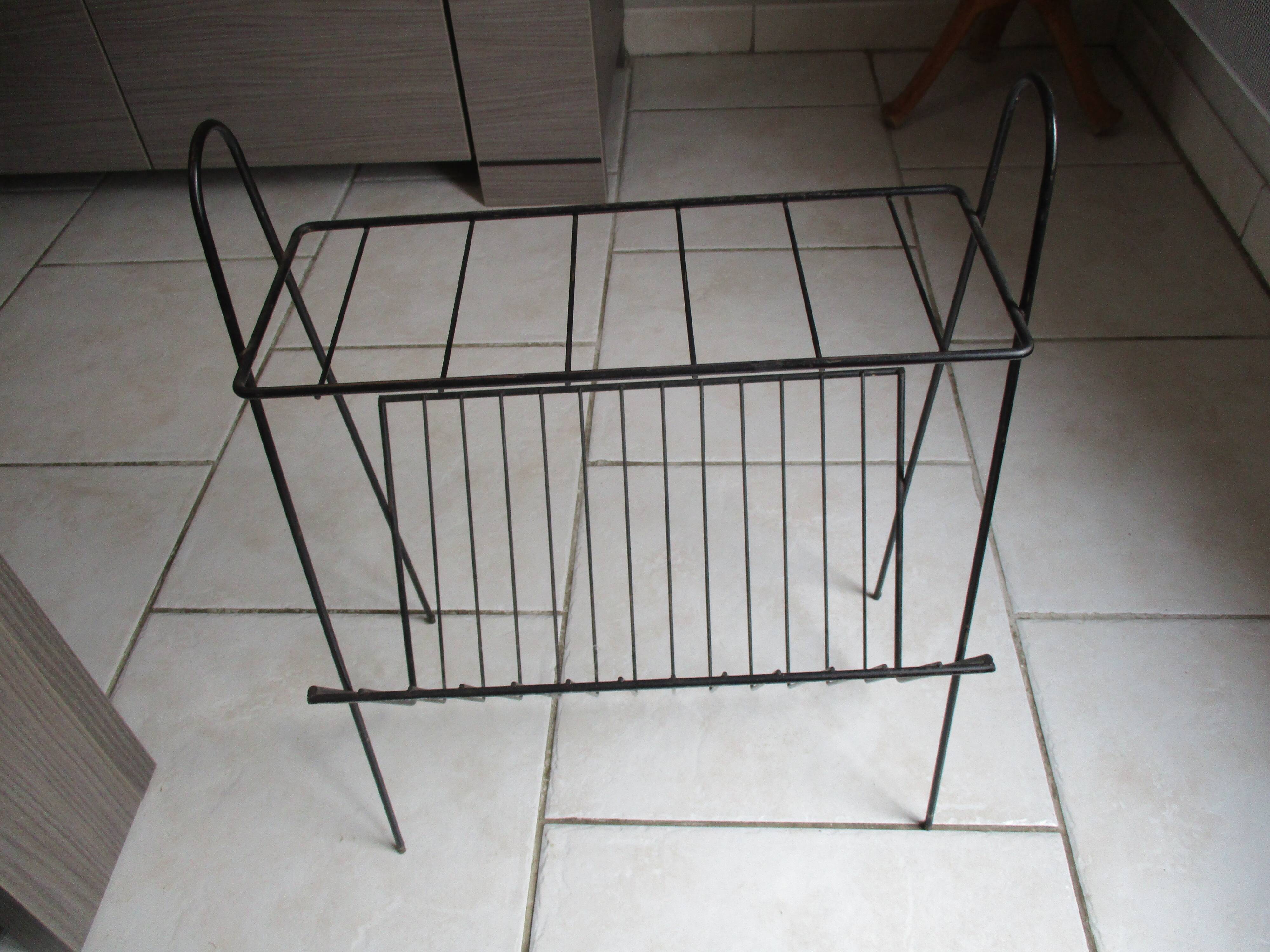 Vintage metal magazine holder year 50 60