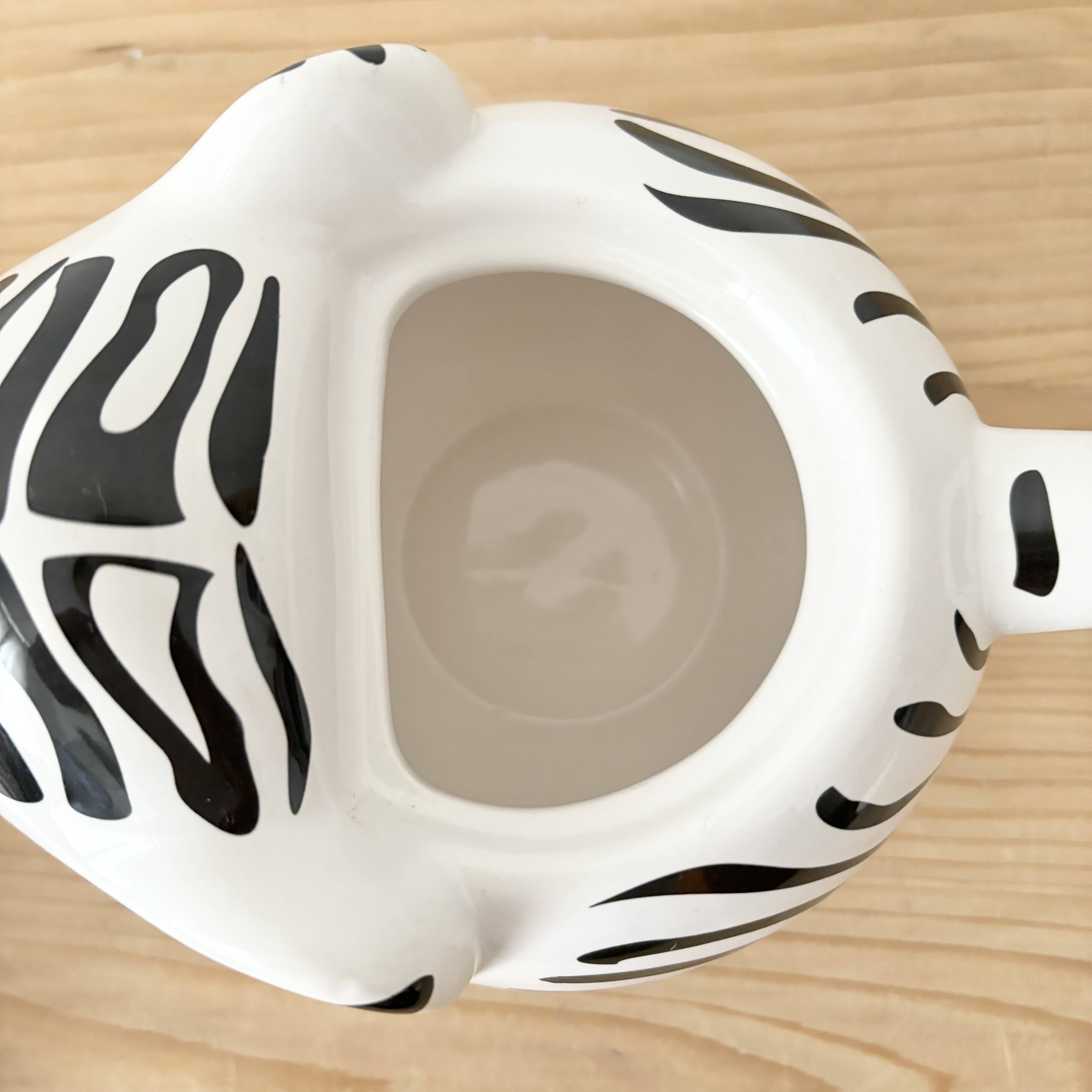 Striped elephant teapot