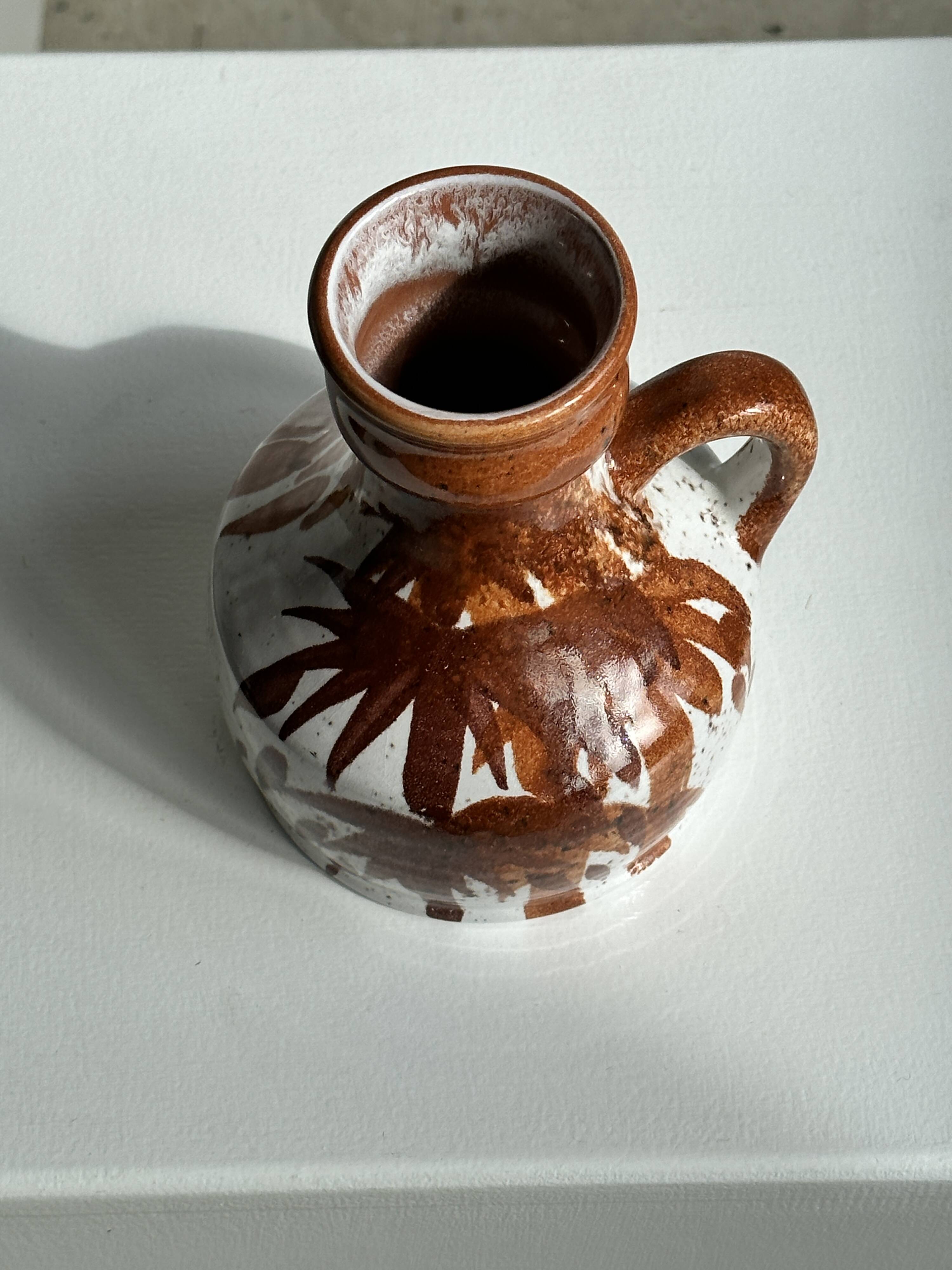 Small white and brown vase or pitcher West Germany H:15cm D:10.5cm