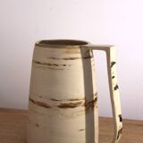 Pitcher / vase in mixed earth