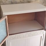 Display cabinet
