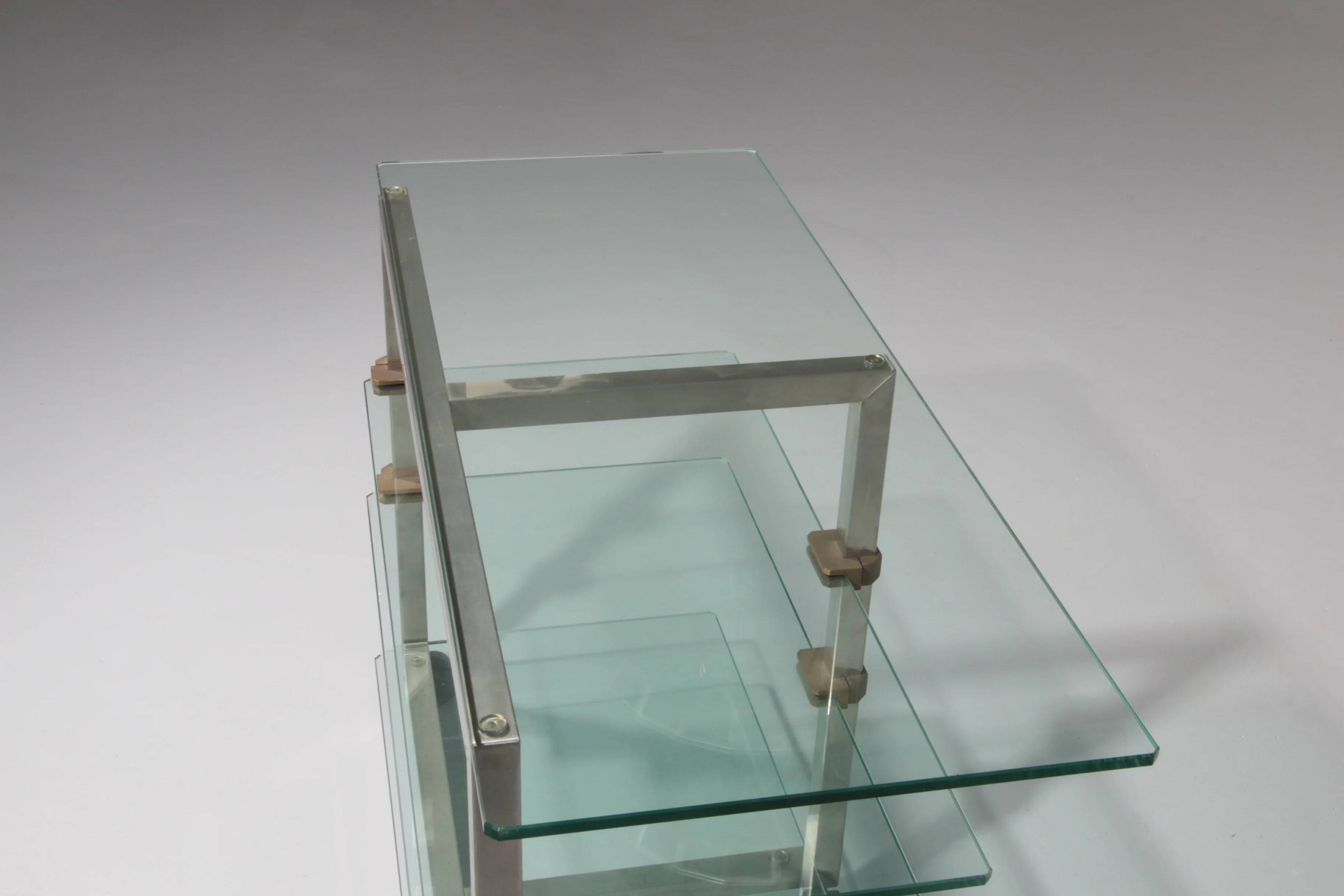 Table d'appoint, console sur roulettes Peter Ghyzcy, années 1970