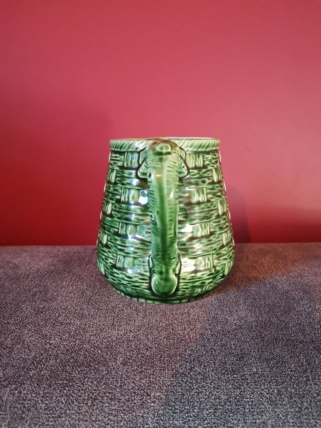 Green digoin slurry pitcher