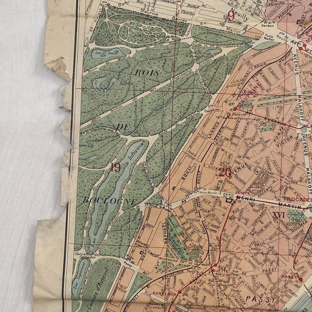 Map of Paris from the 1940s