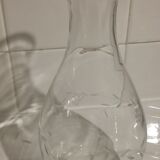 Carafe pattern grape clusters