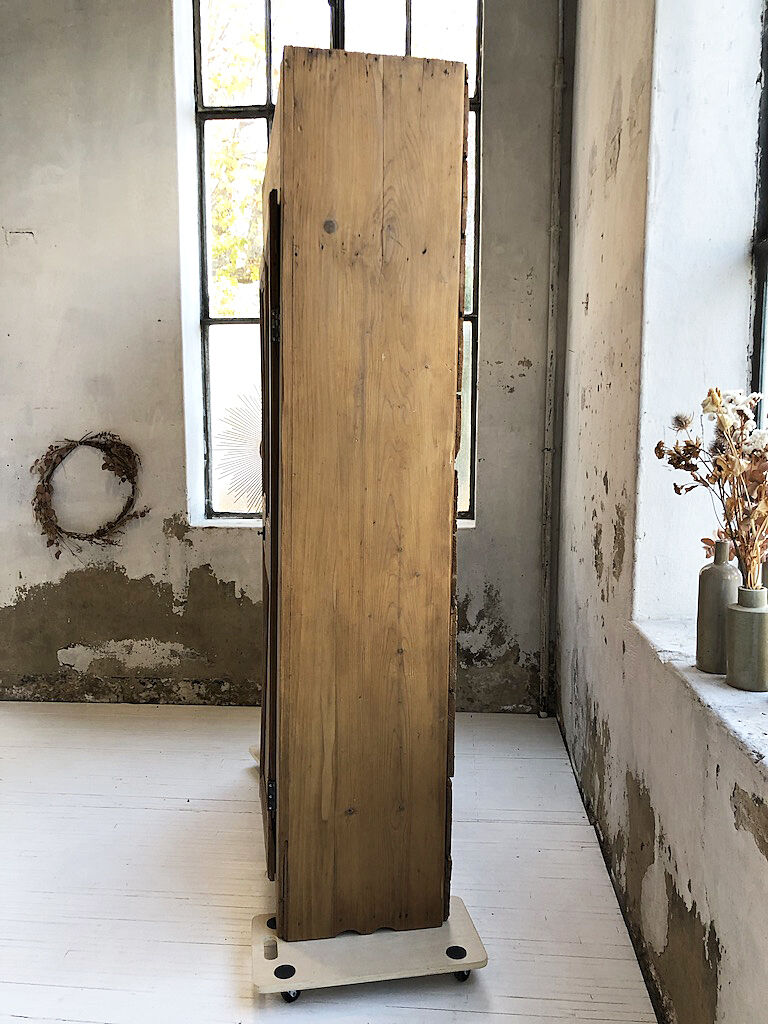 Pine good-food cabinet