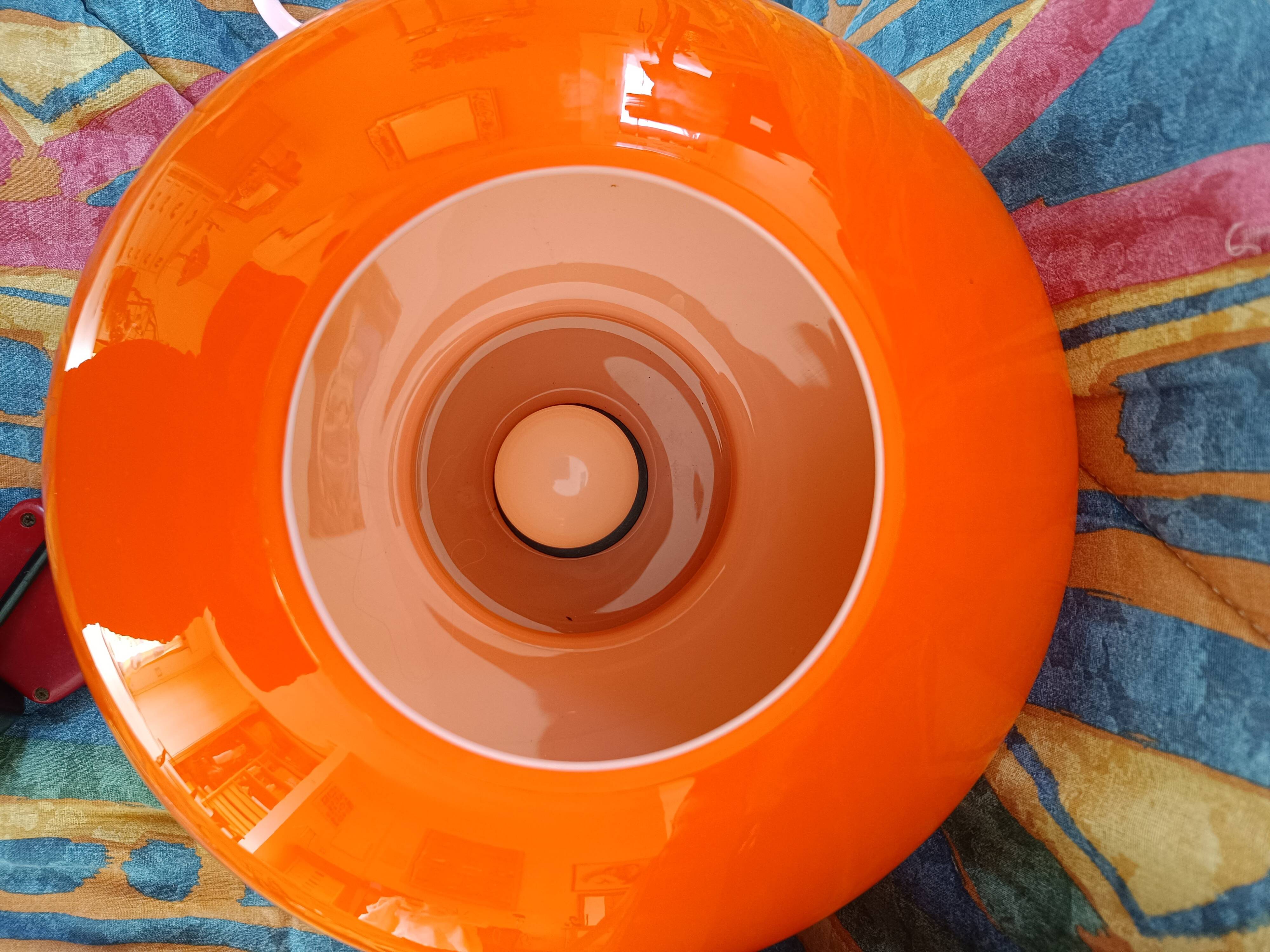 Lustre opaline orange années 70