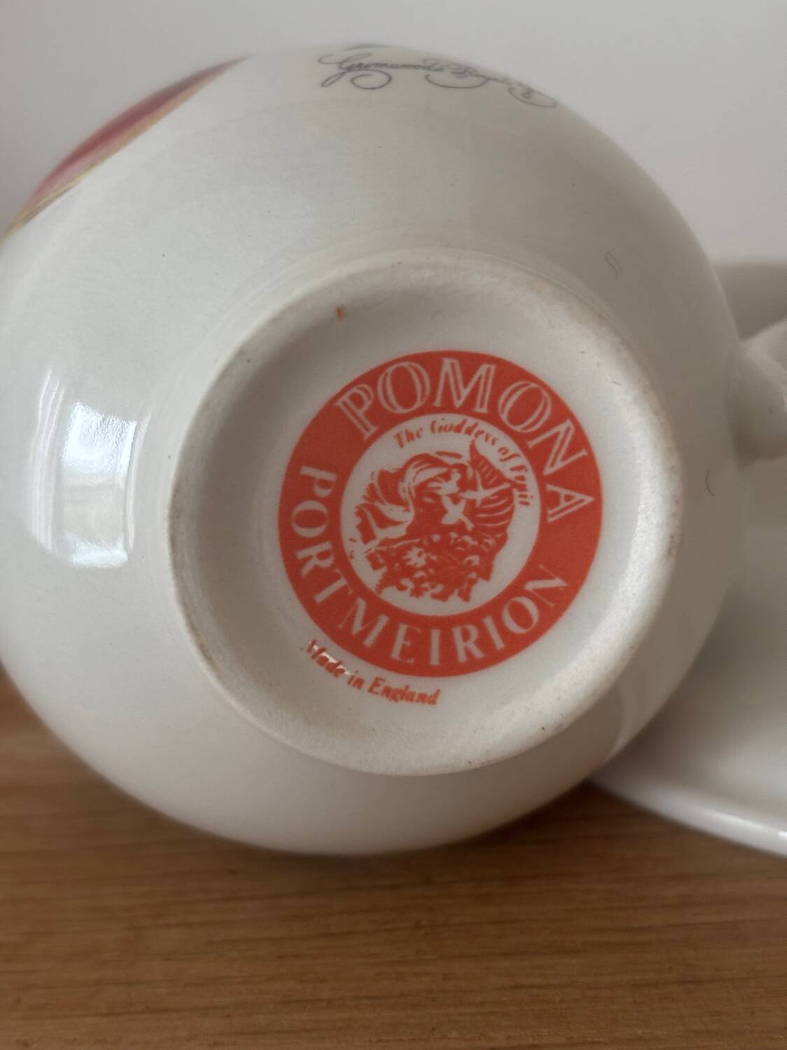 Ensemble de 3 tasses et soucoupes Portmeirion Pomona