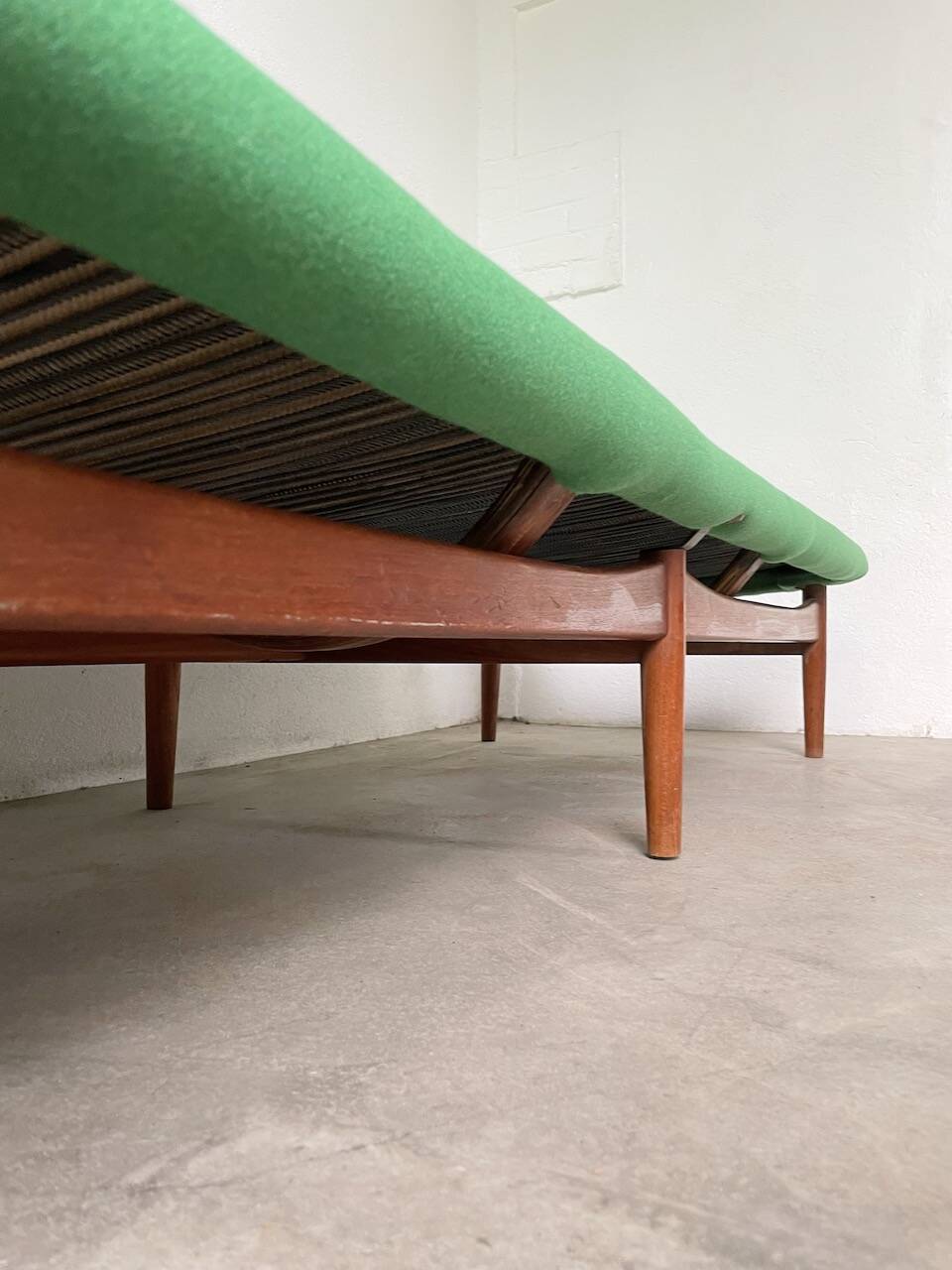 Finn Juhl three-seater bench “Japan” model France & Son