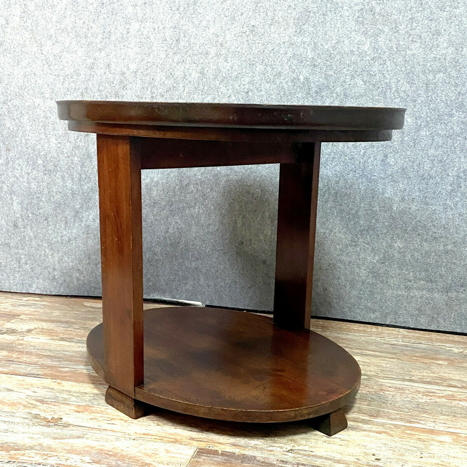 Art Deco-era flying table in mahogany and bramble around 1925