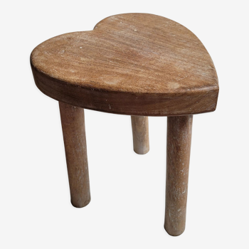 Heart tripod stool