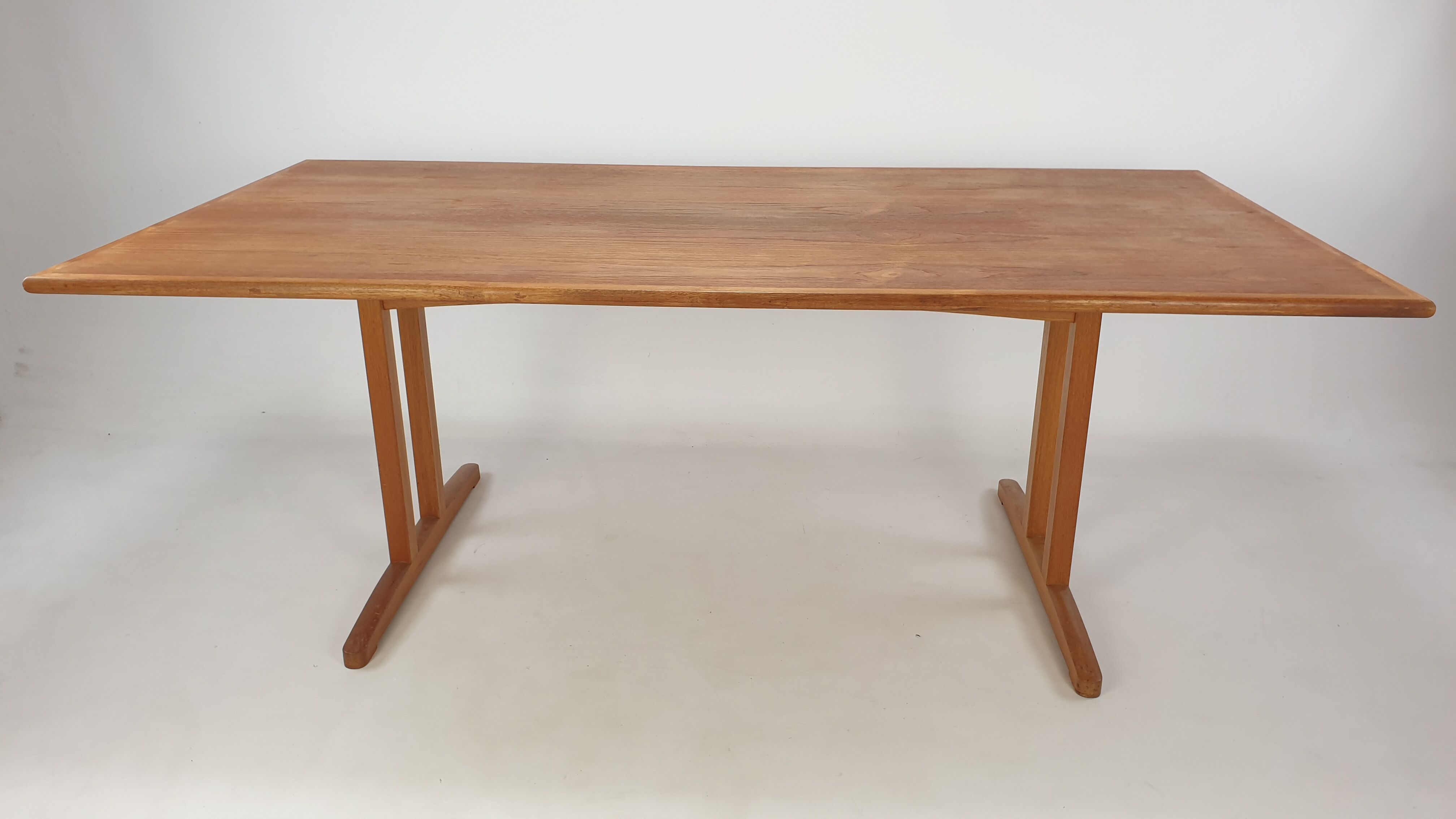 Shaker dining table by Børge Mogensen for Bra Bohag, 1970s