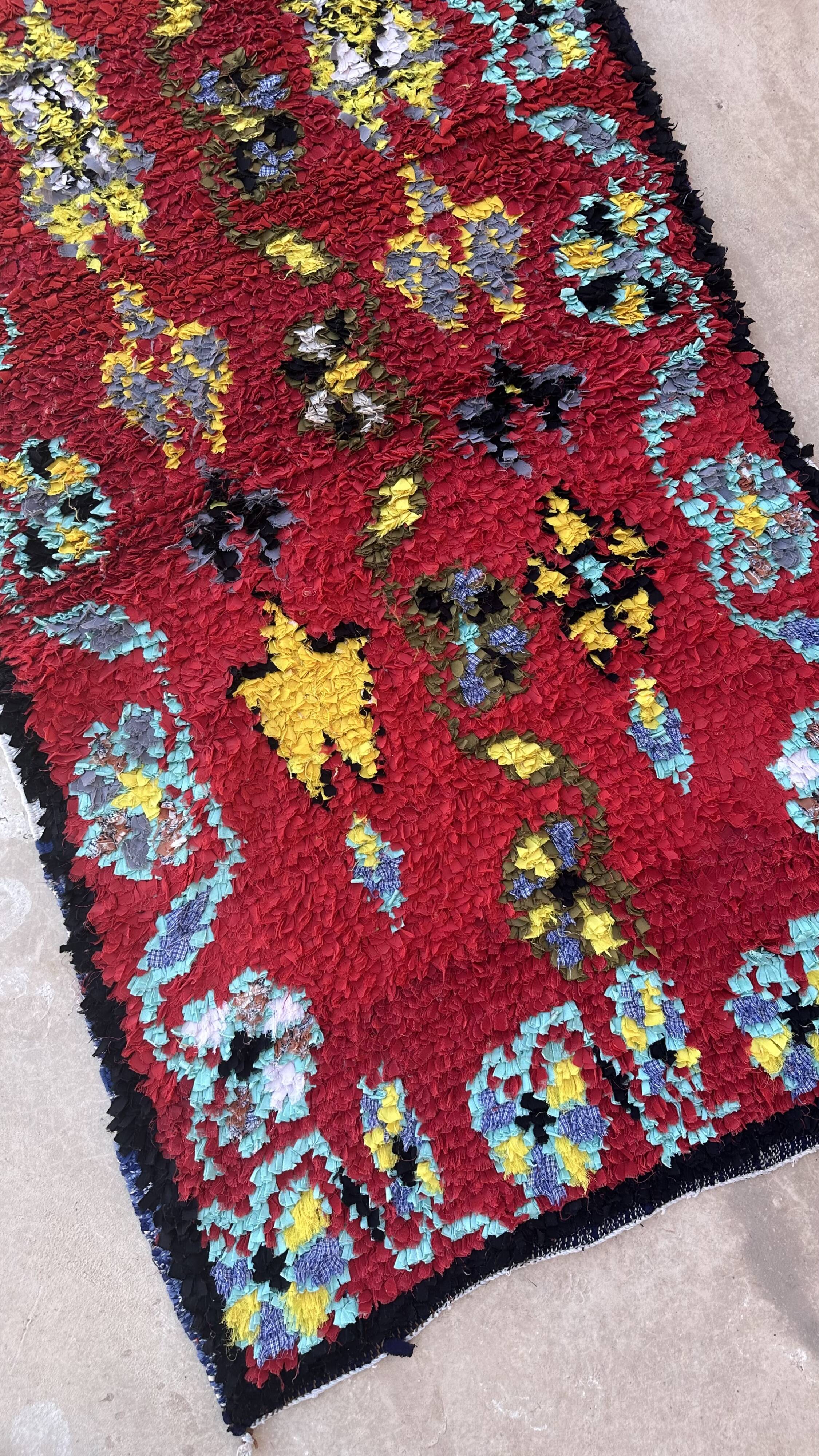 Moroccan carpet red - 84 x 177 cm