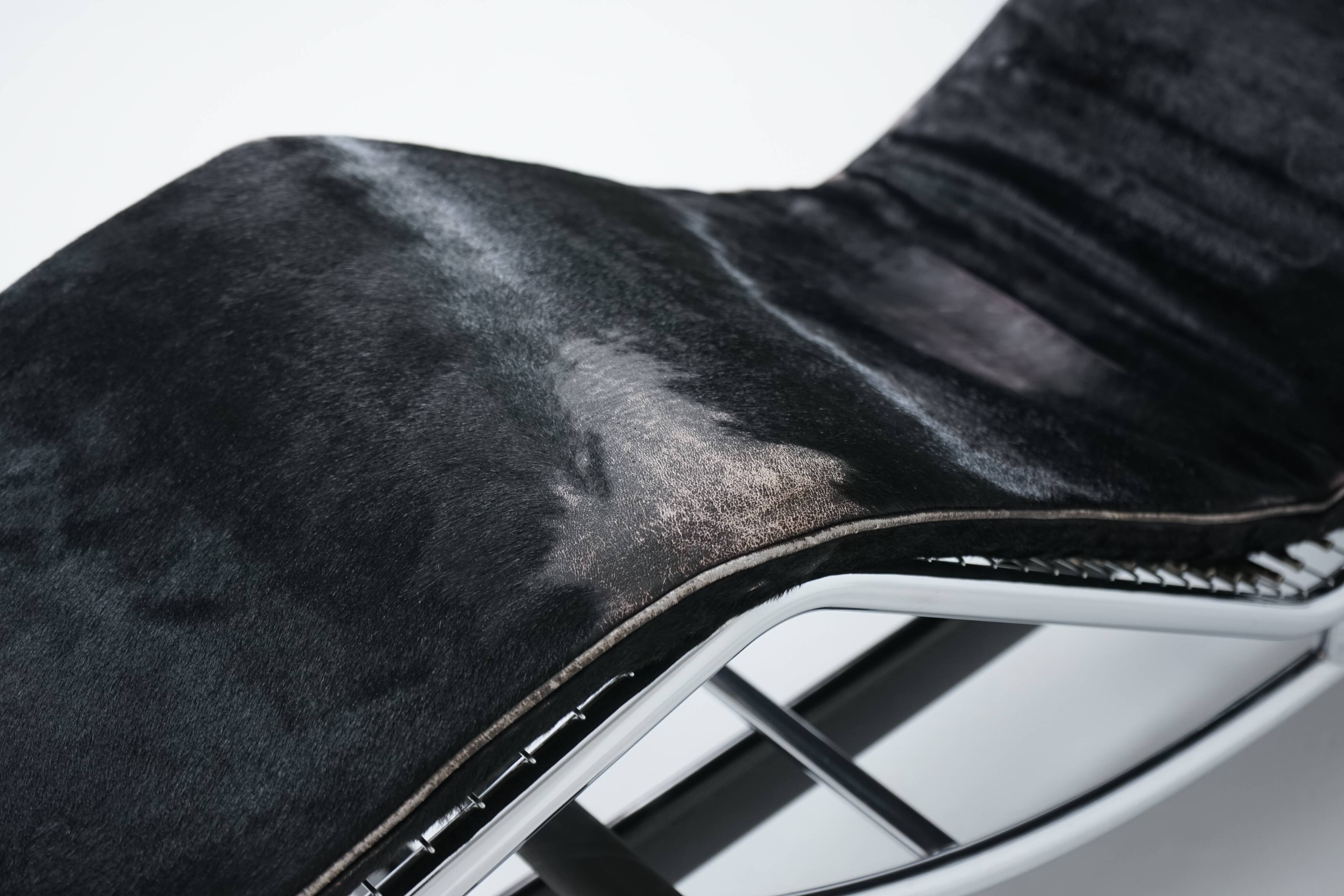 Black Fur LC4 Chaise Longue by Le Corbusier & Pierre Jeanneret for Cassina