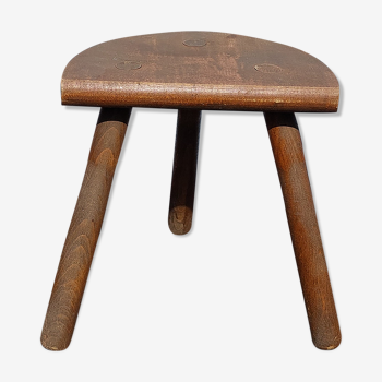 Tabouret tripode de traite