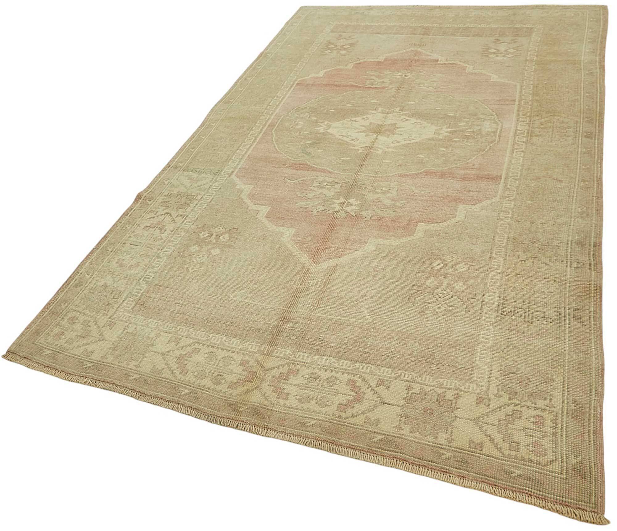 Turkish Vintage Anatolian Rug 156 cm x 270 cm