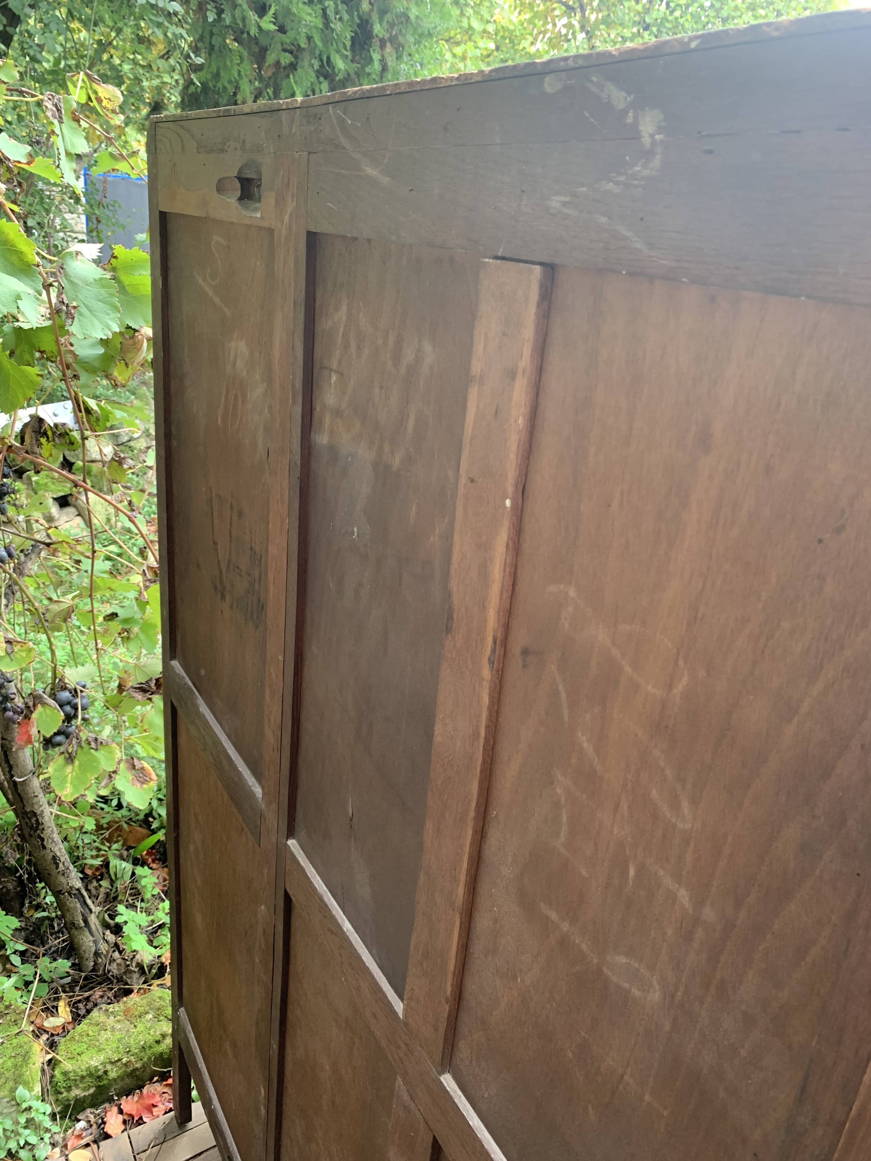 Parisian Art Deco asymmetrical glass cabinet in raw oak, 1930
