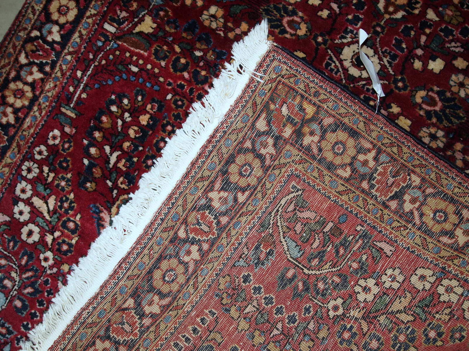 Handmade antique Persian Sarouk rug 97cm x 151cm 1920s