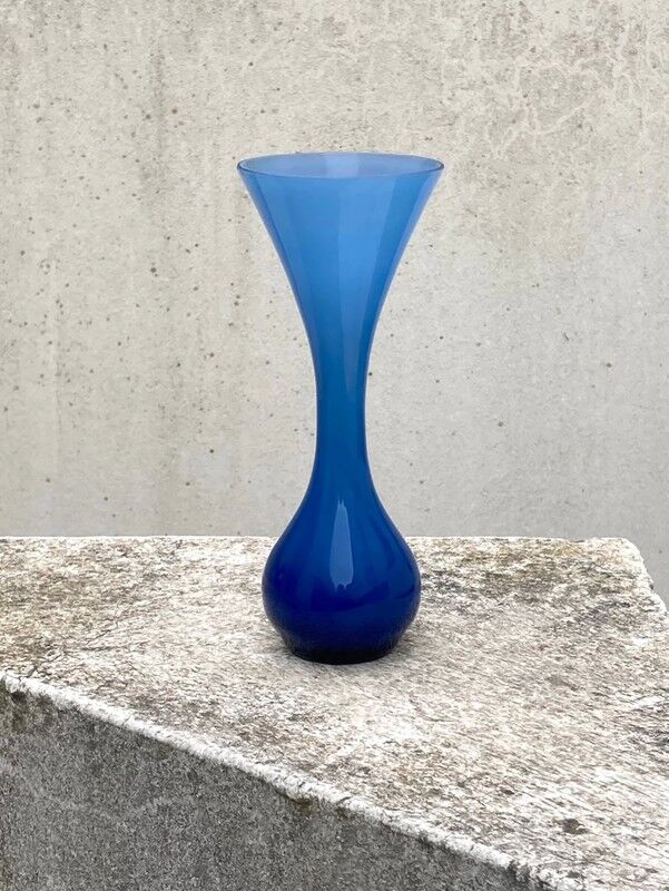 The blue opaline vase
