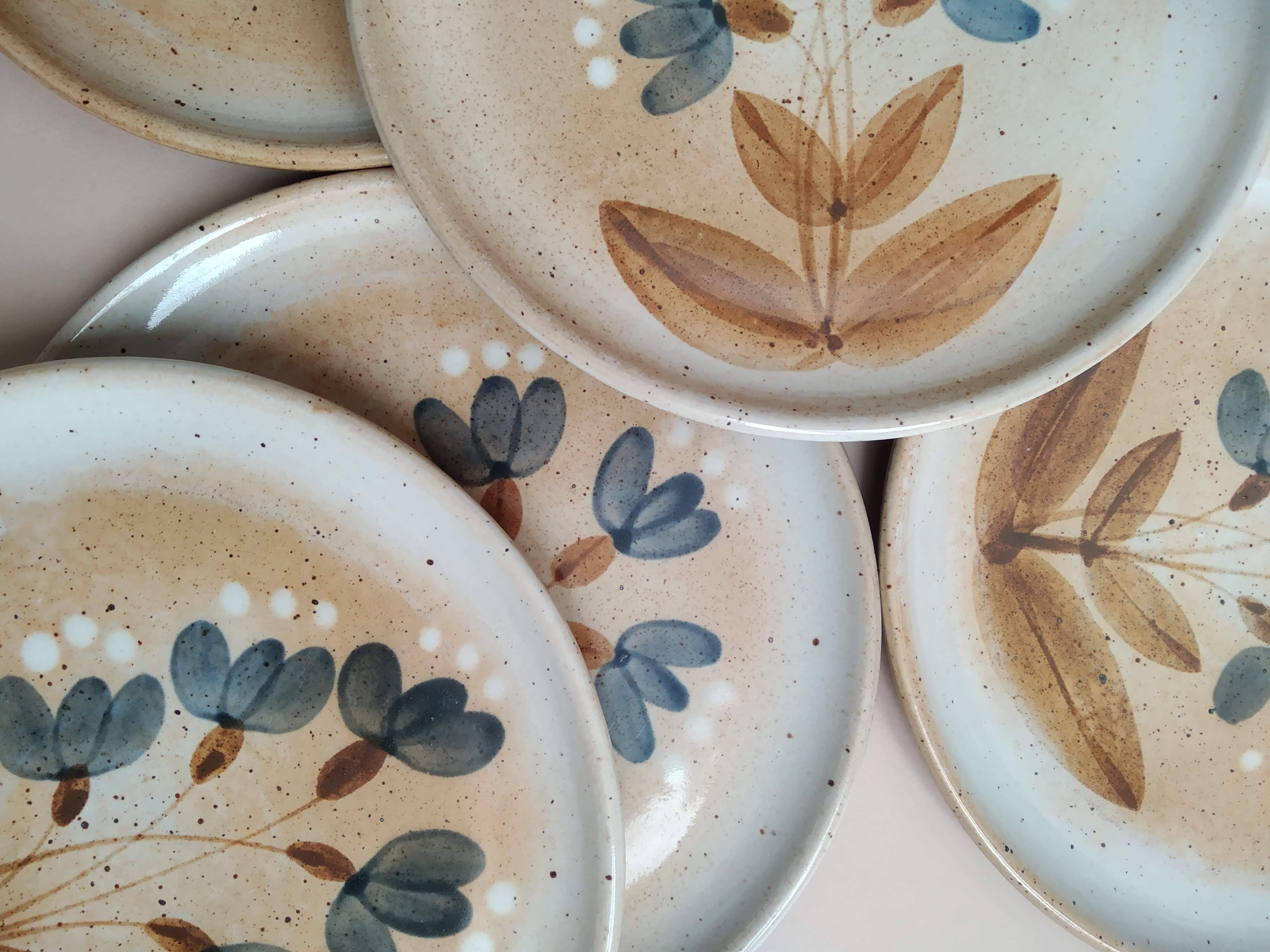 6 Vintage Grès du Marais dessert plates