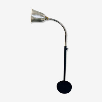 Industrial floor lamp