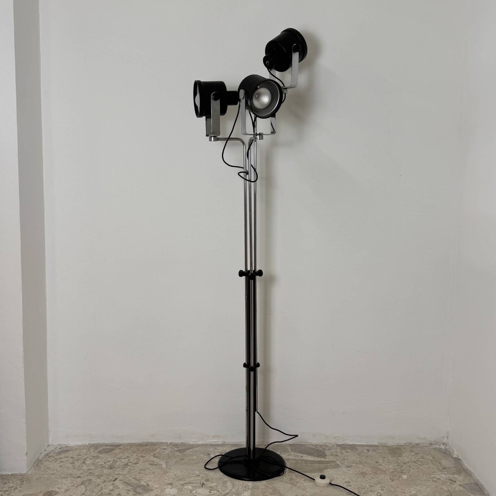 Floor Lamp Lights Milan Model P433 Brusasco and Torretta Design 1970s