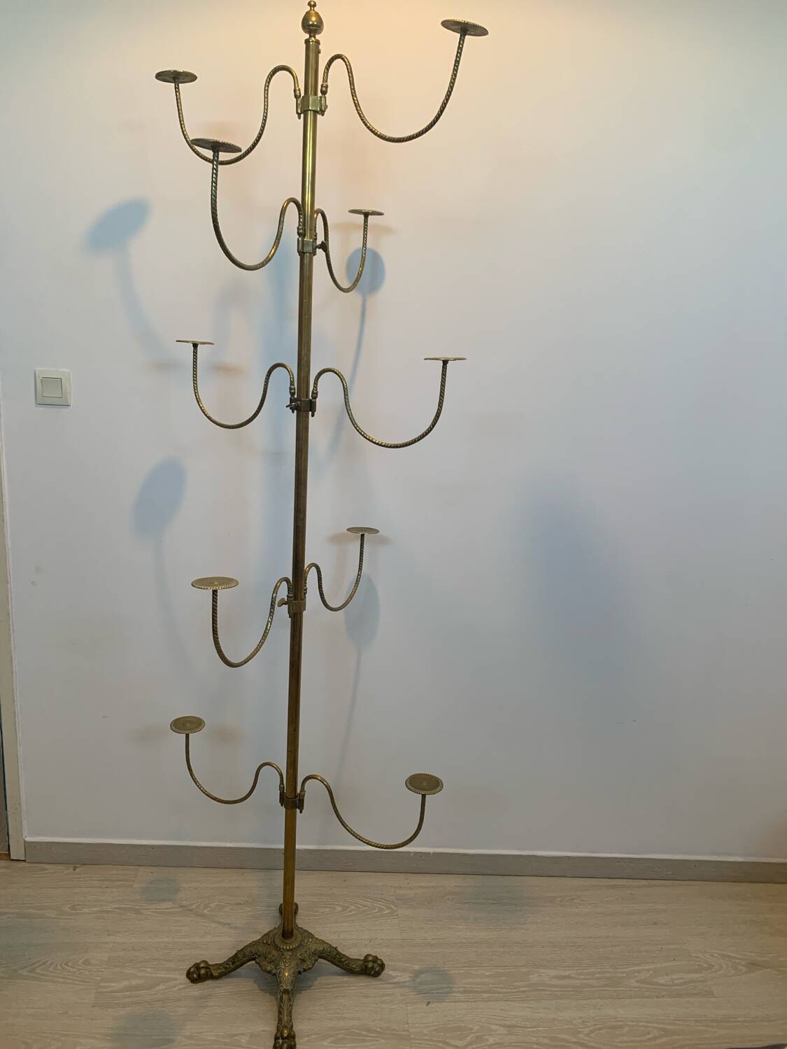 English hat rack