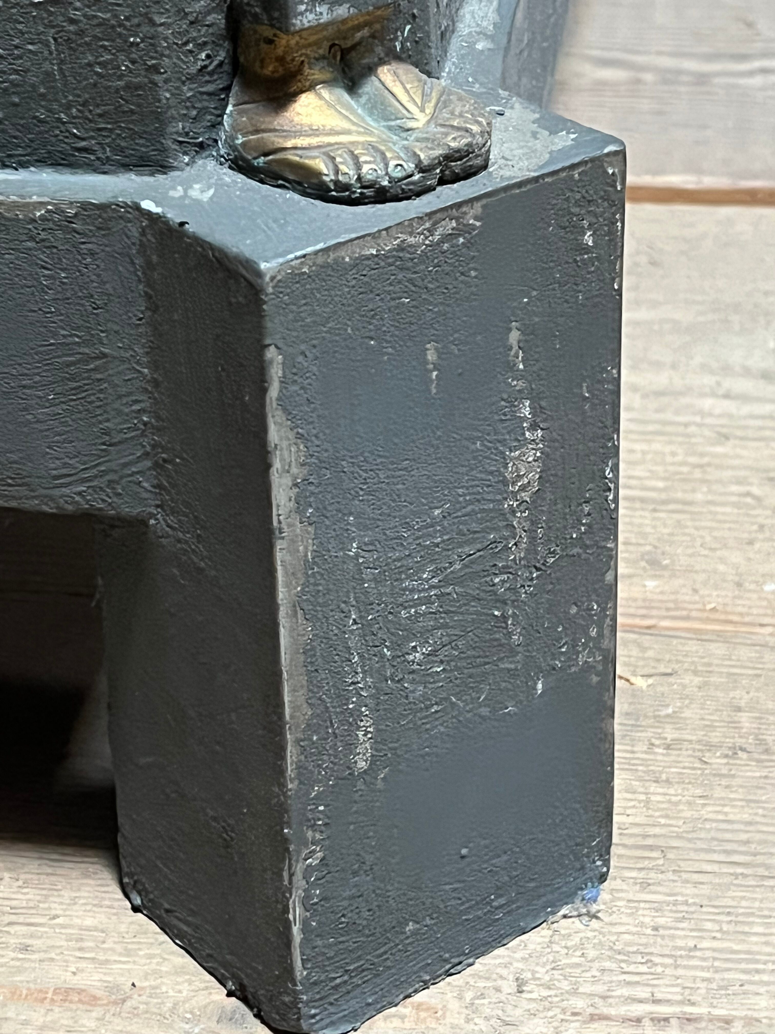 Commode patinée