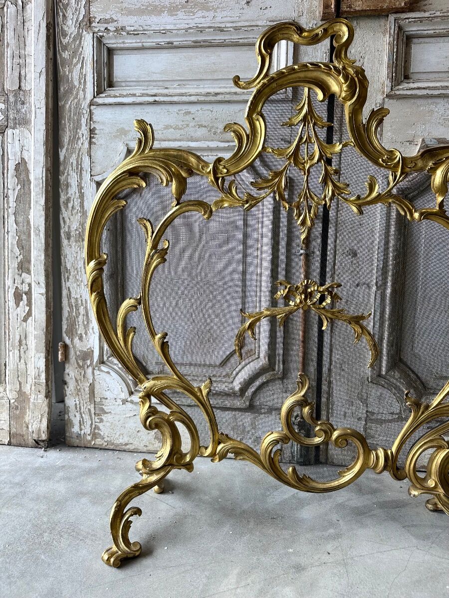 Golden bronze fire screen