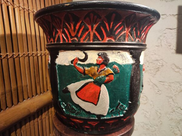 Cache pot Basque, 20 ème siècle