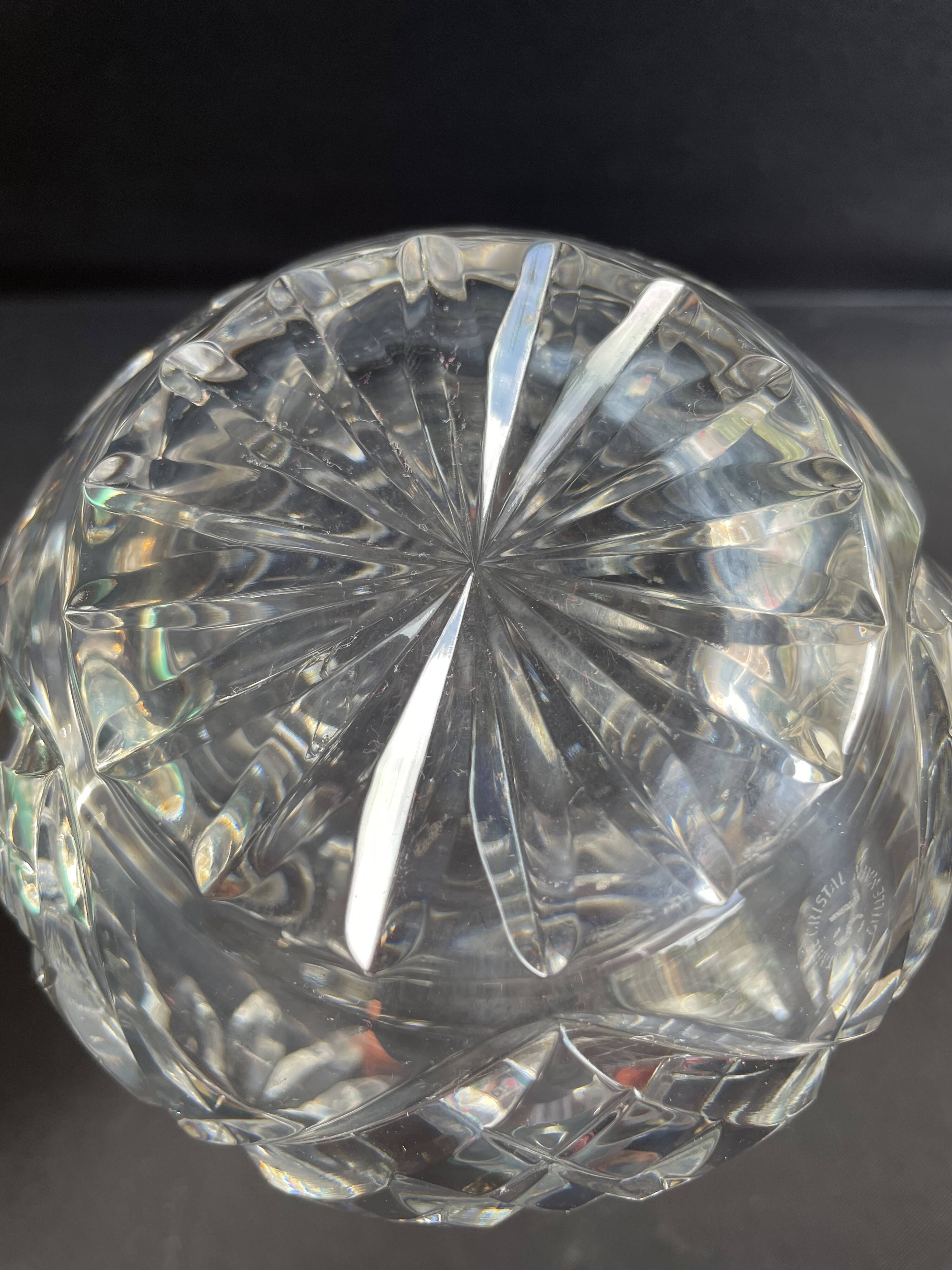 Cut crystal vase – Saint Louis Chantilly