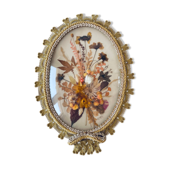 Wall medallion of dried flowers