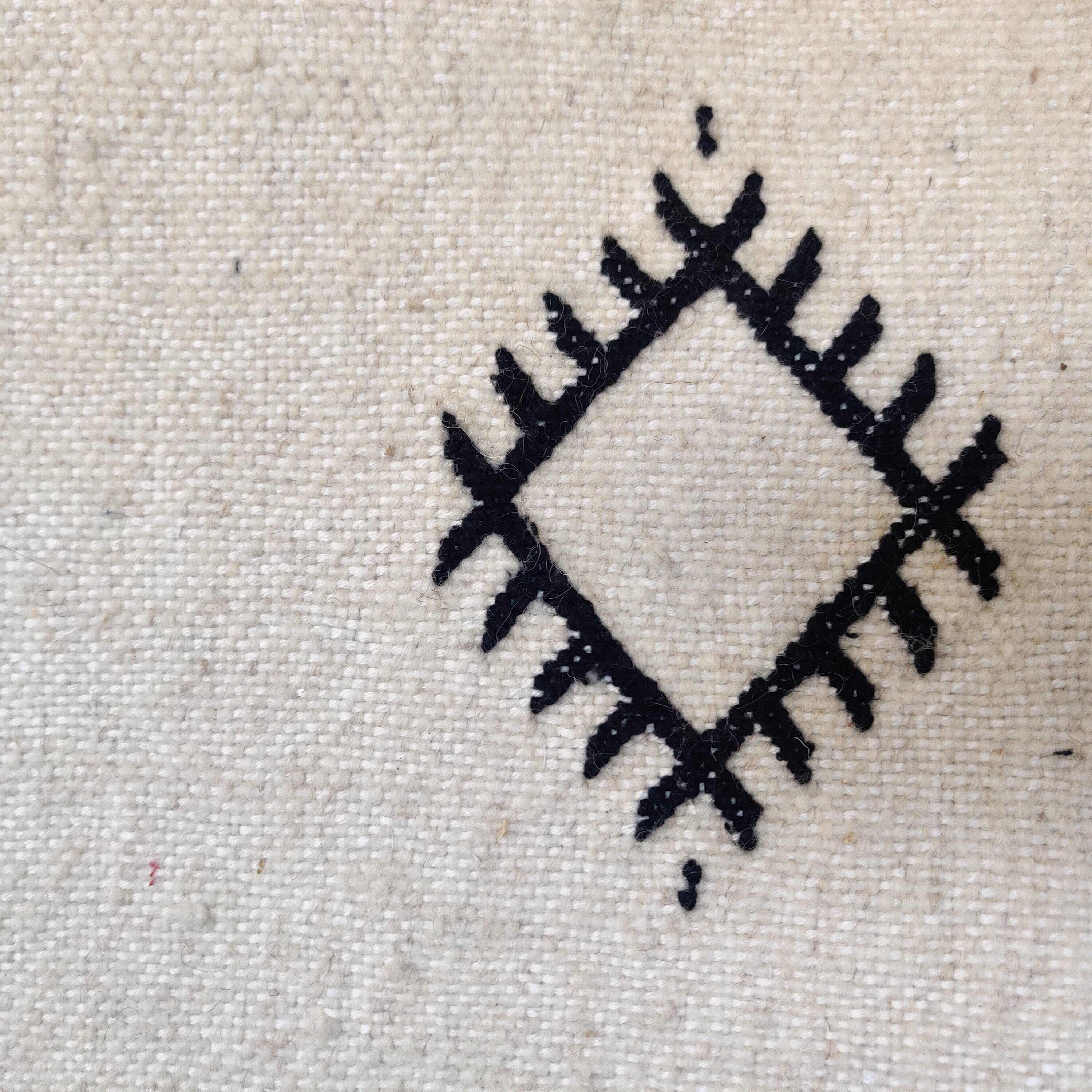 Large white ethnic Berber cushion 60x90 cm