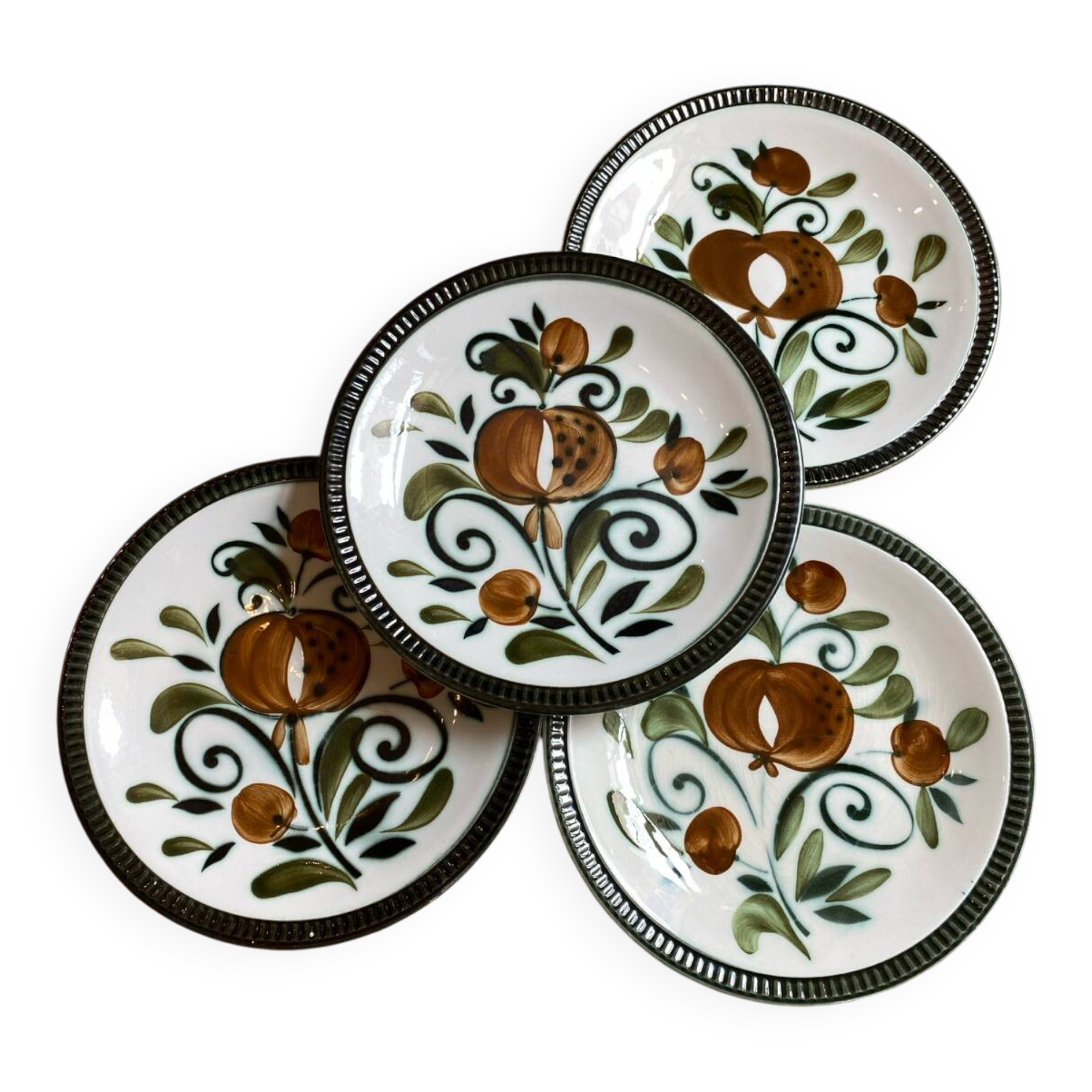 Set of 4 Argenteuil Boch Frères dinner plates
