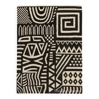 Handmade Modern Black and White Moroccan Shag Rug 150/250cm