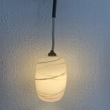 Suspension vintage 1960 opaline rouge et doré lustre - 16 x 11 cm