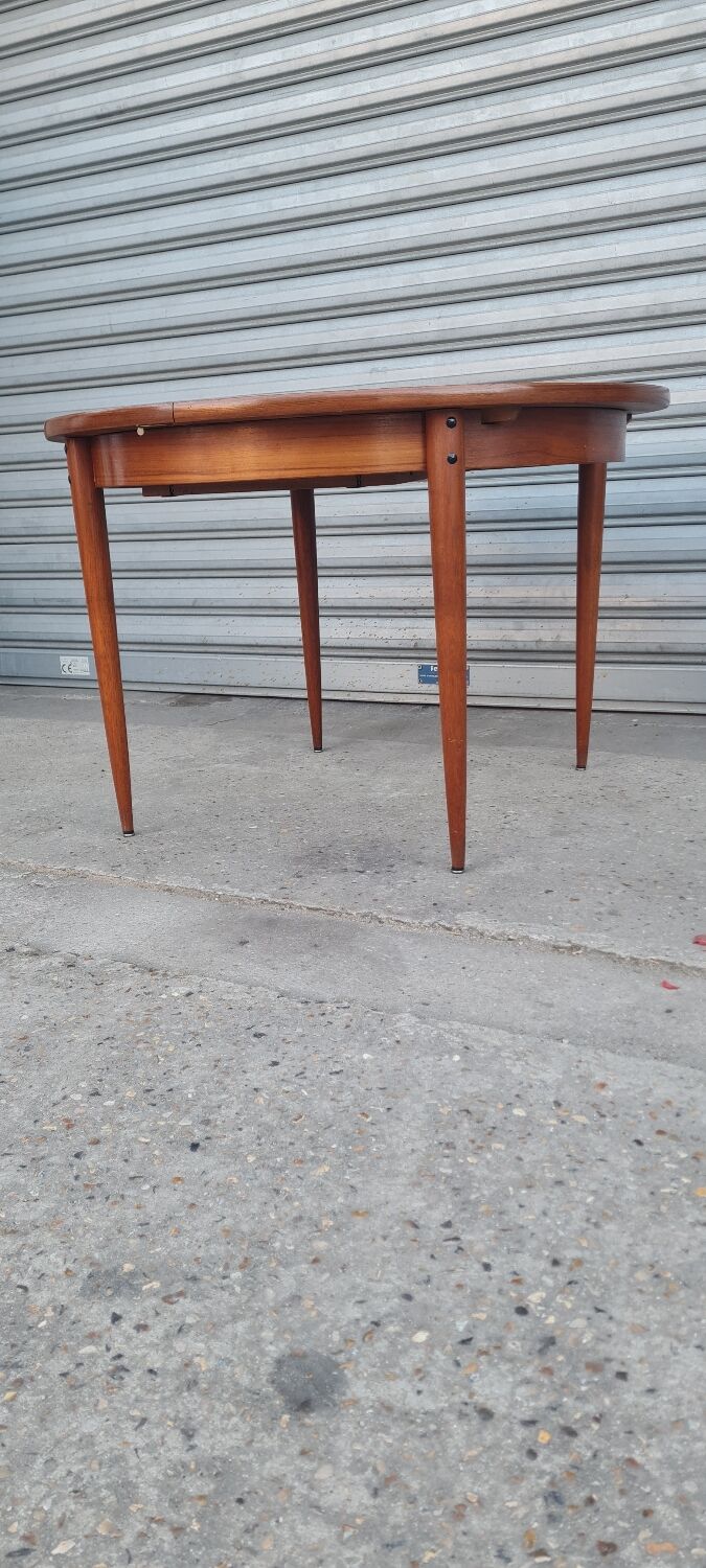 Scandinavian Round Table 1960