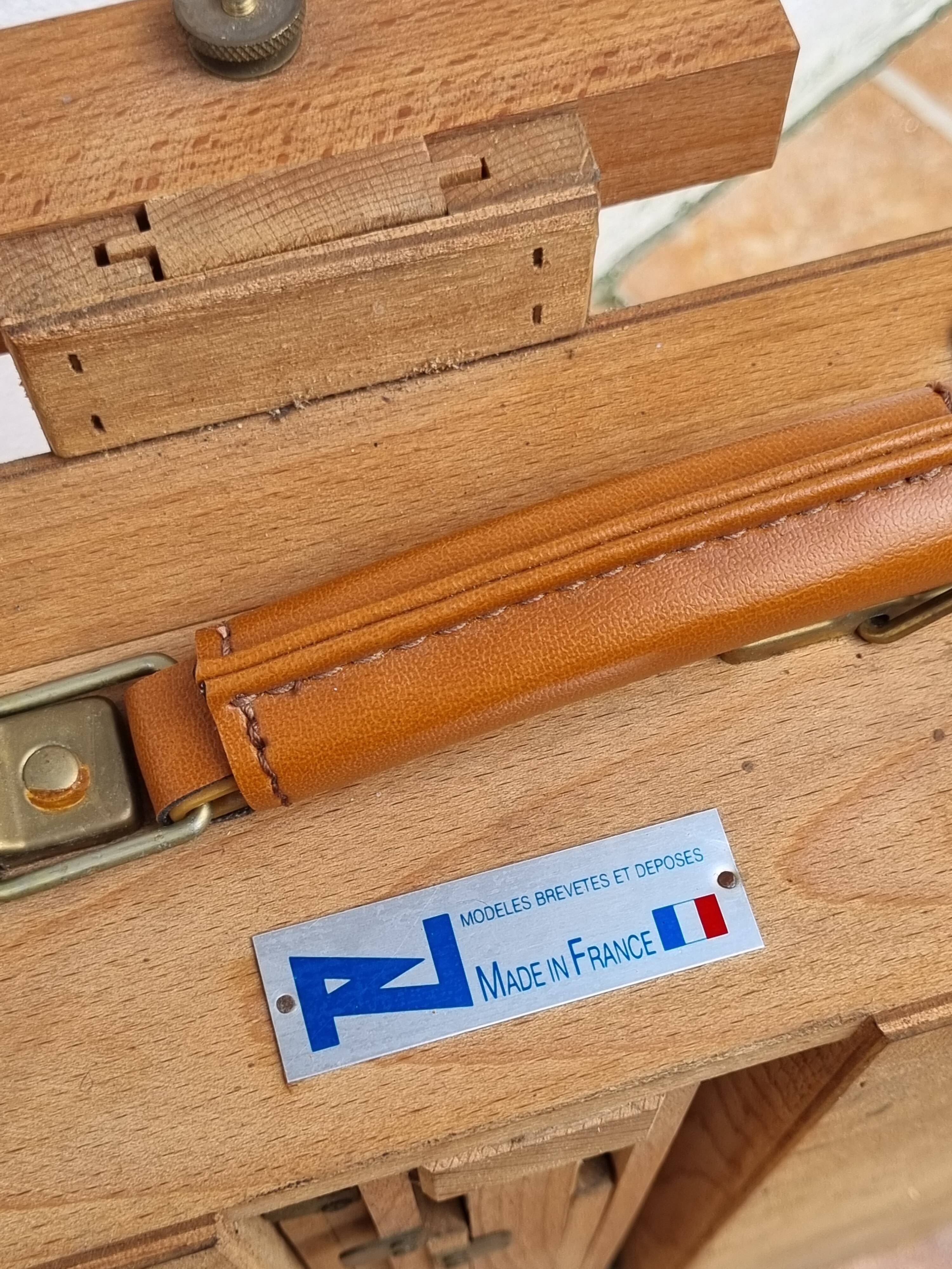 Vintage French folding field easel